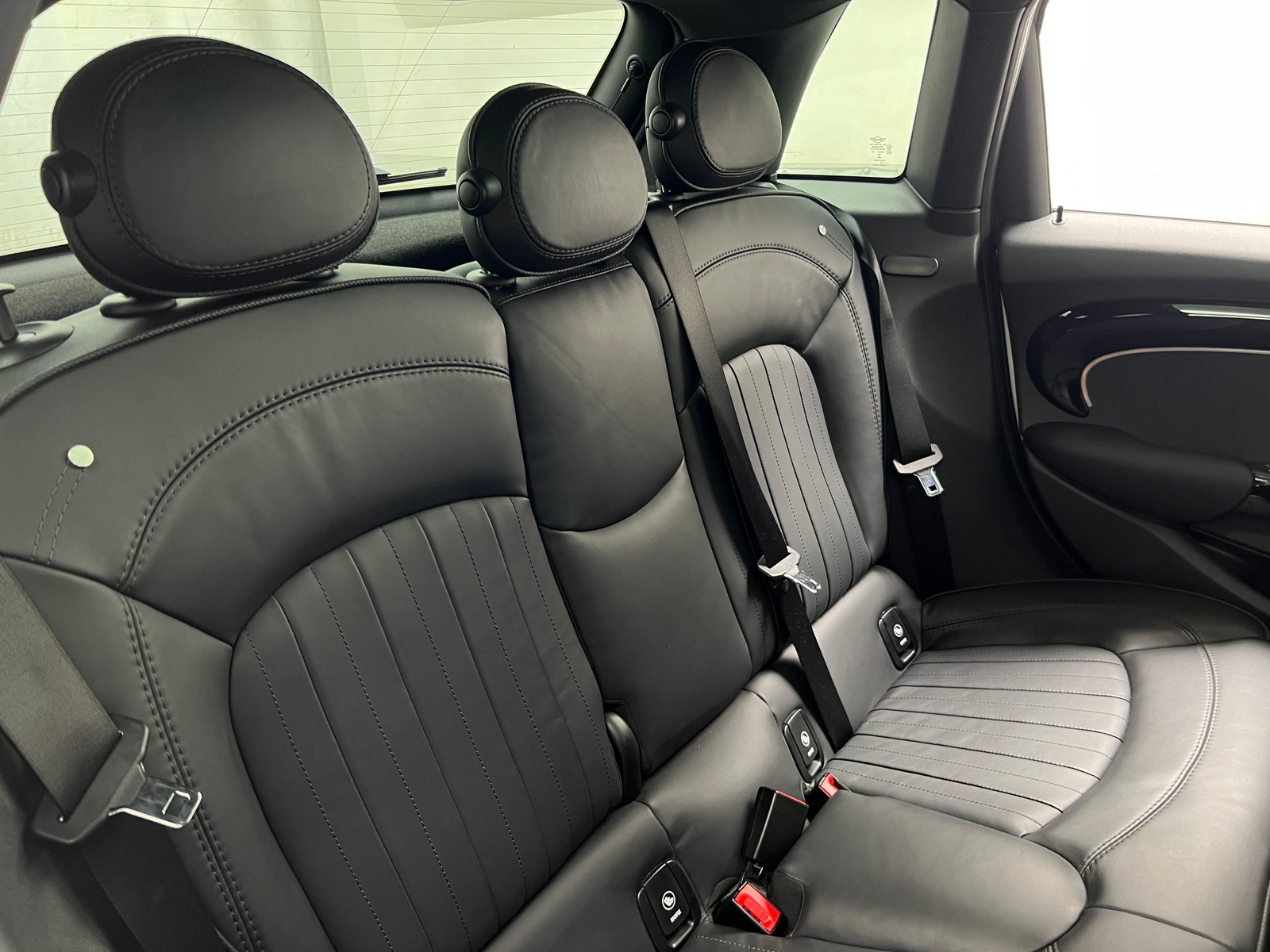 Thumbnail: 2023 MINI Cooper Hardtop - 5