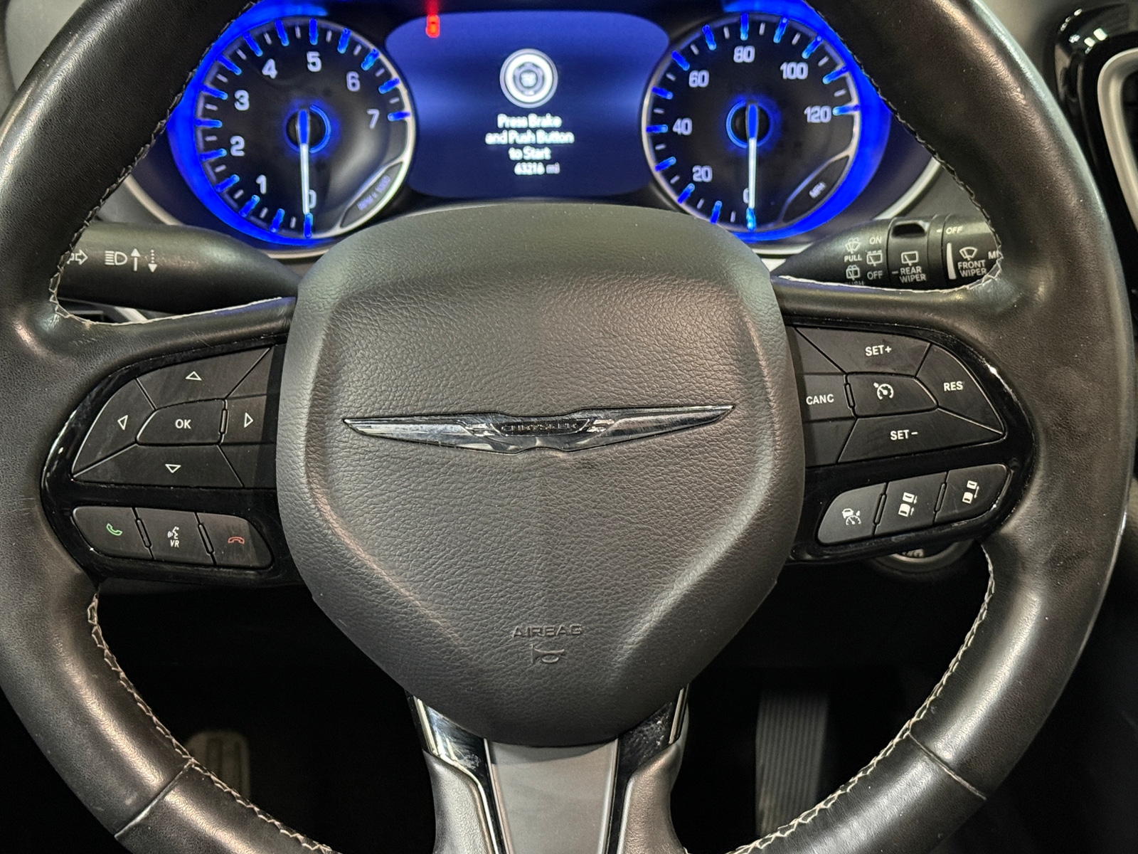 Thumbnail: 2020 Chrysler Pacifica - 4