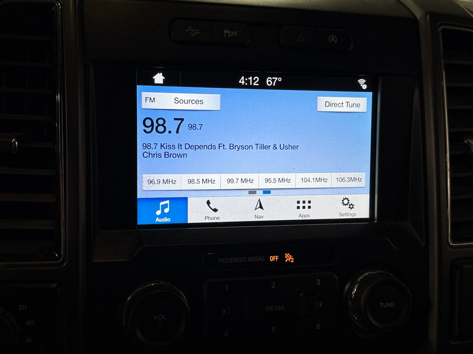 Thumbnail: 2019 Ford Econoline - 4