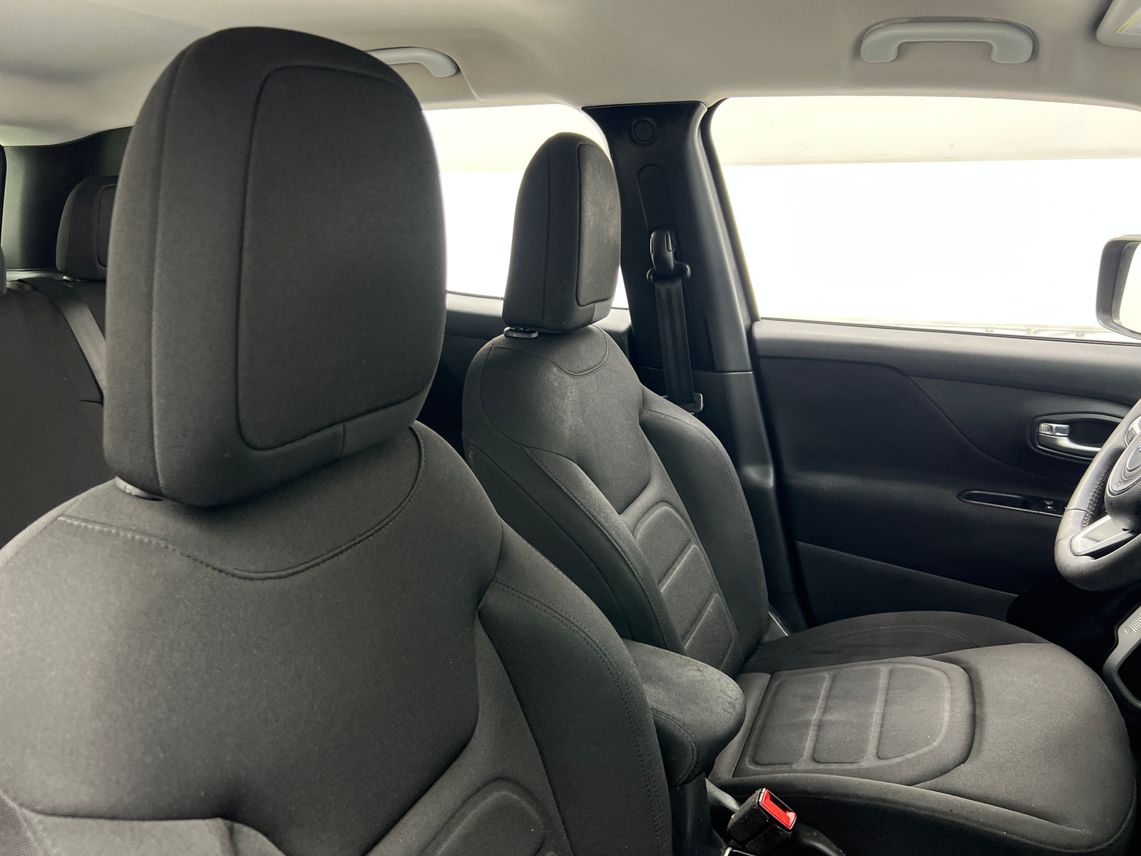 Thumbnail: 2019 Jeep Renegade - 2