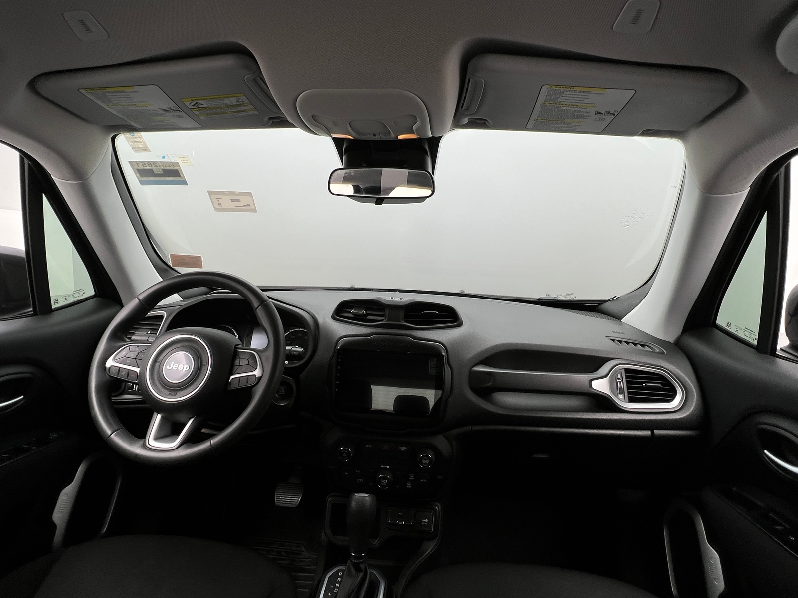 Thumbnail: 2019 Jeep Renegade - 3