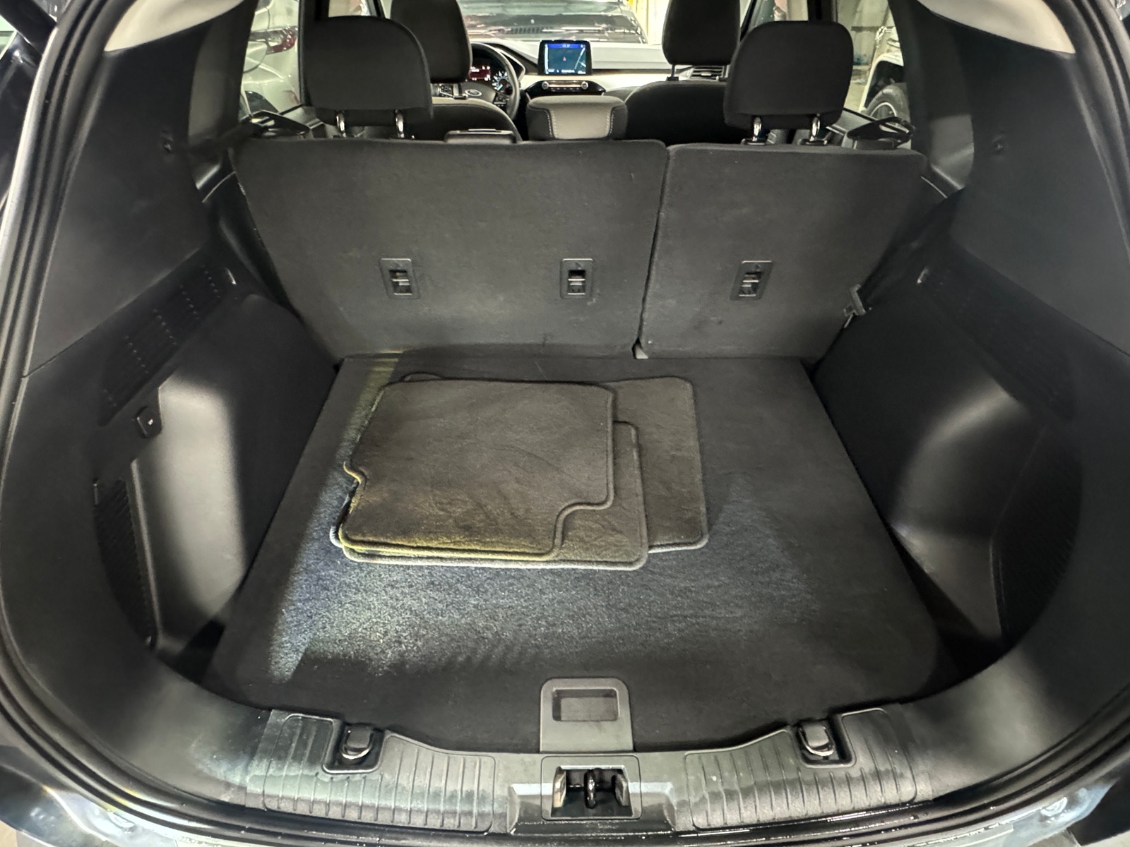 Thumbnail: 2022 Ford Escape - 7