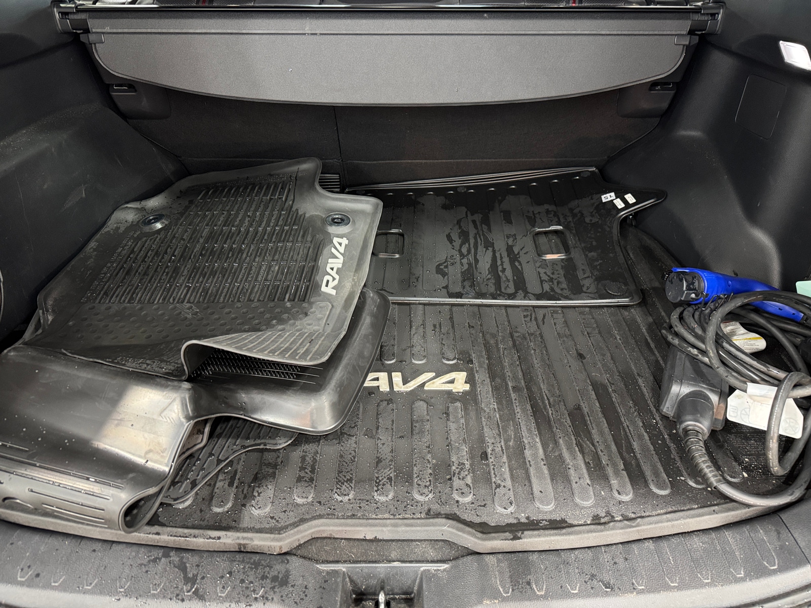 Thumbnail: 2024 Toyota RAV4 - 6