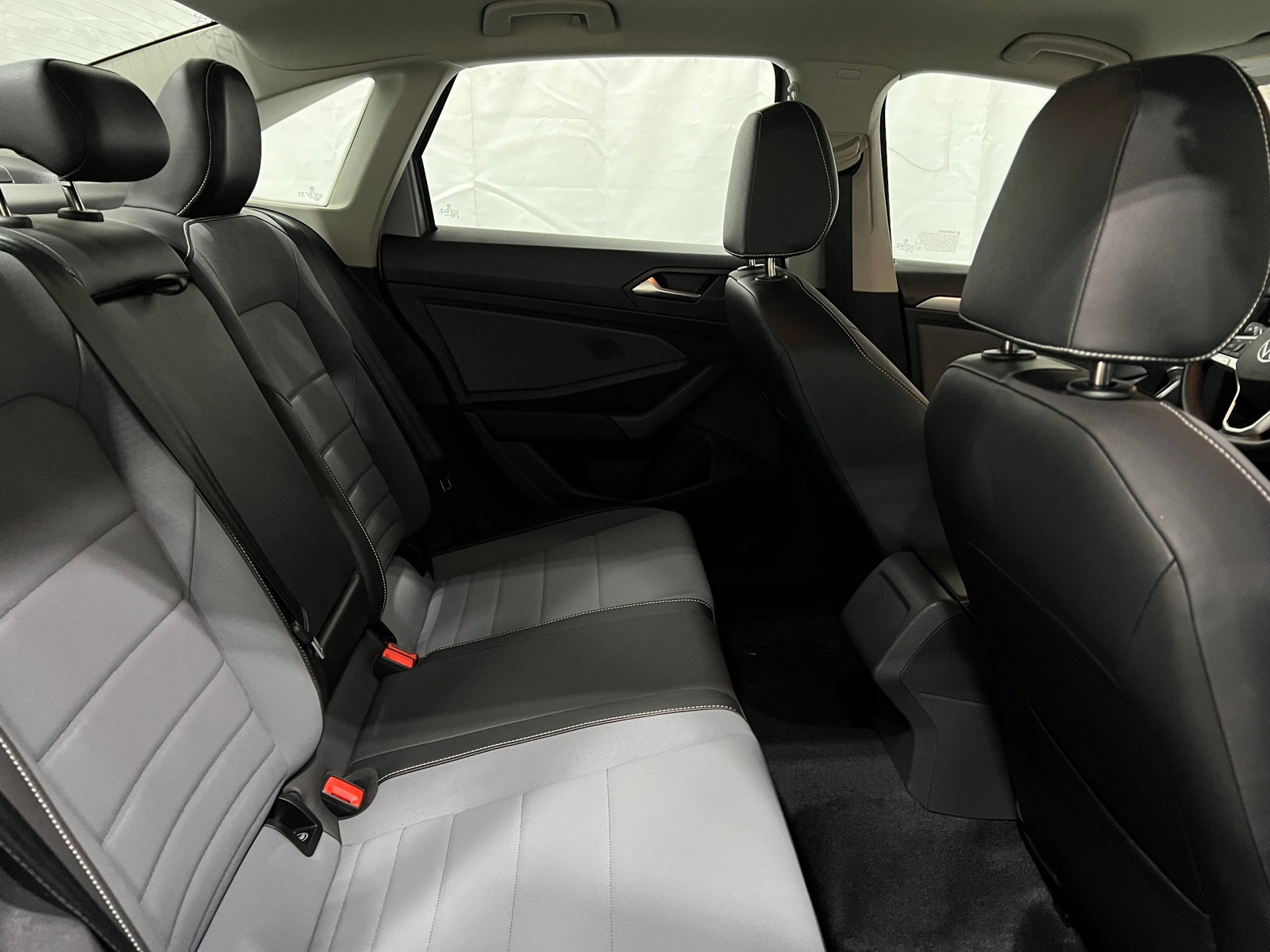 Thumbnail: 2025 Volkswagen Jetta - 5