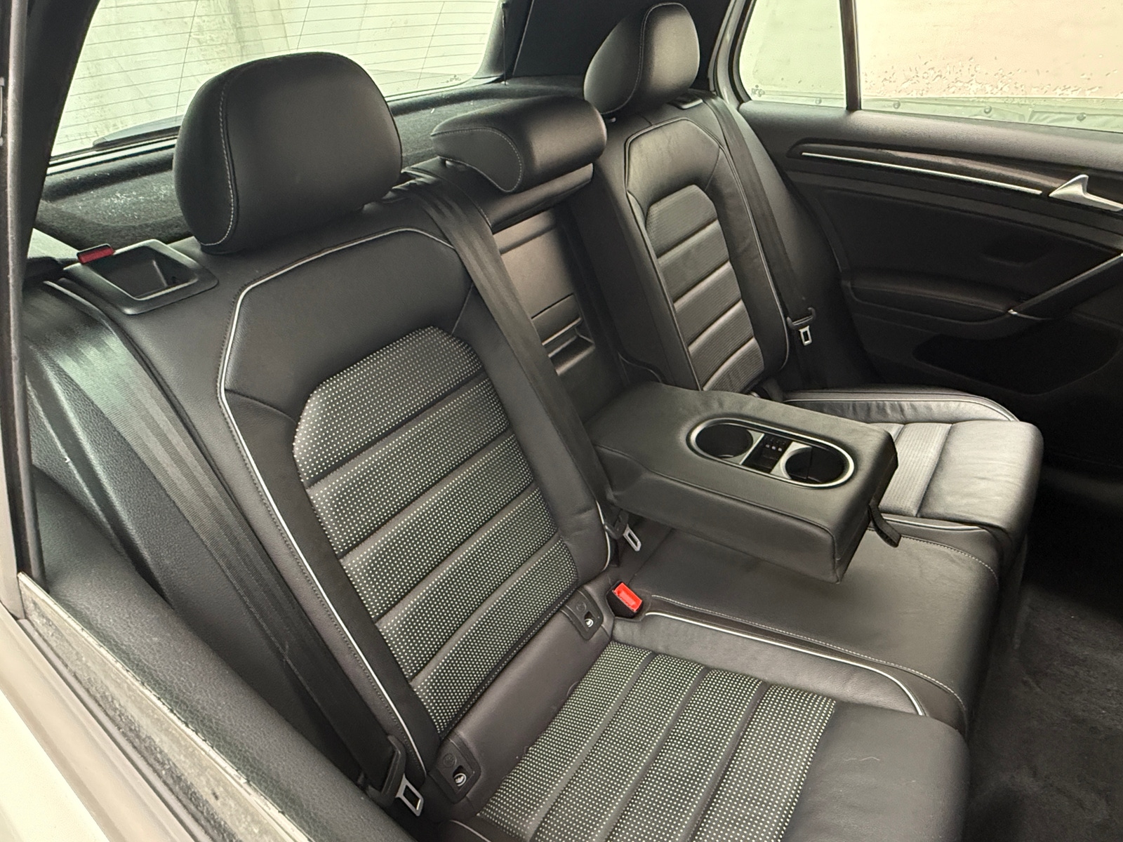 Thumbnail: 2019 Volkswagen Golf - 5