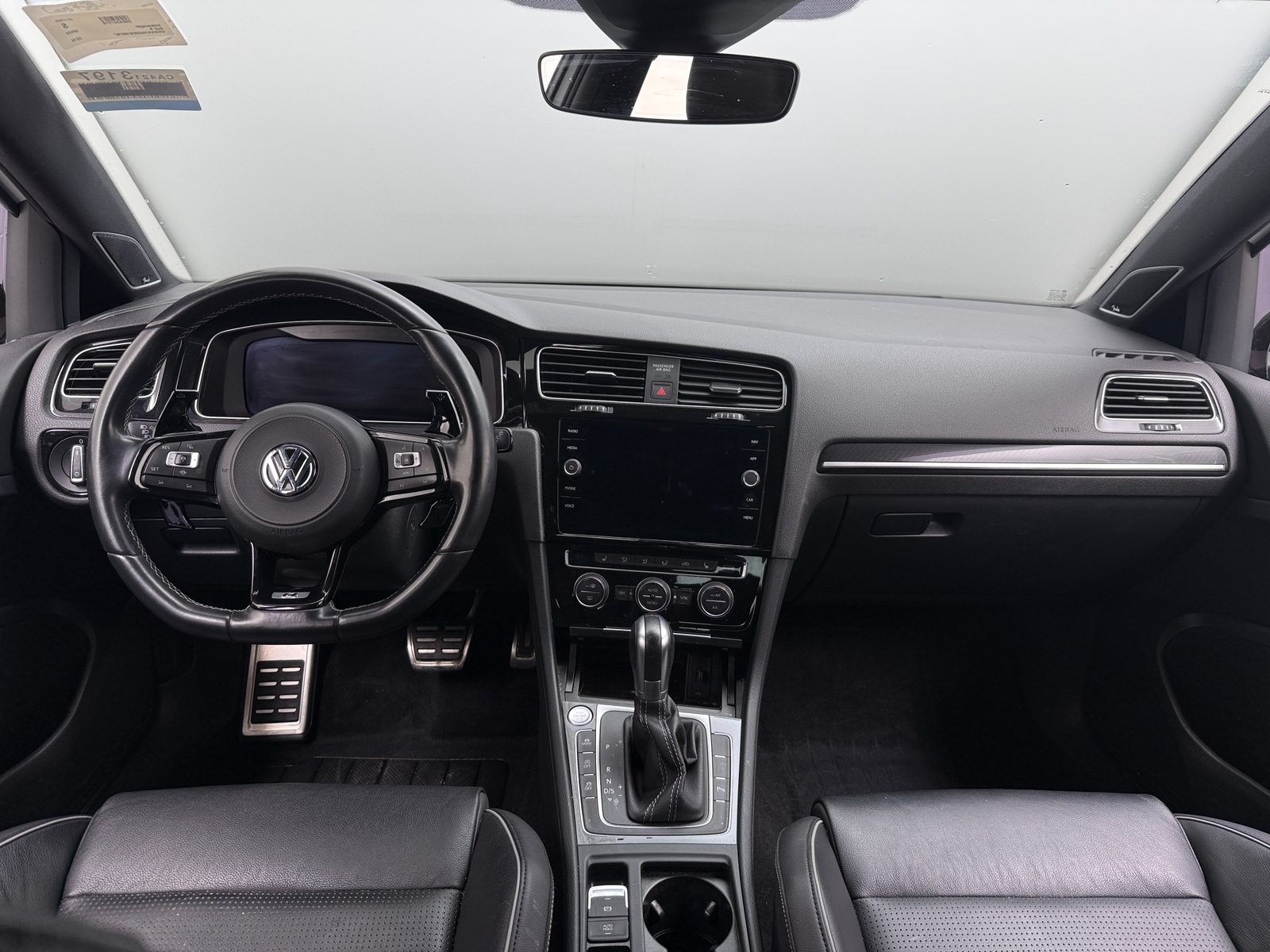 Thumbnail: 2019 Volkswagen Golf - 2