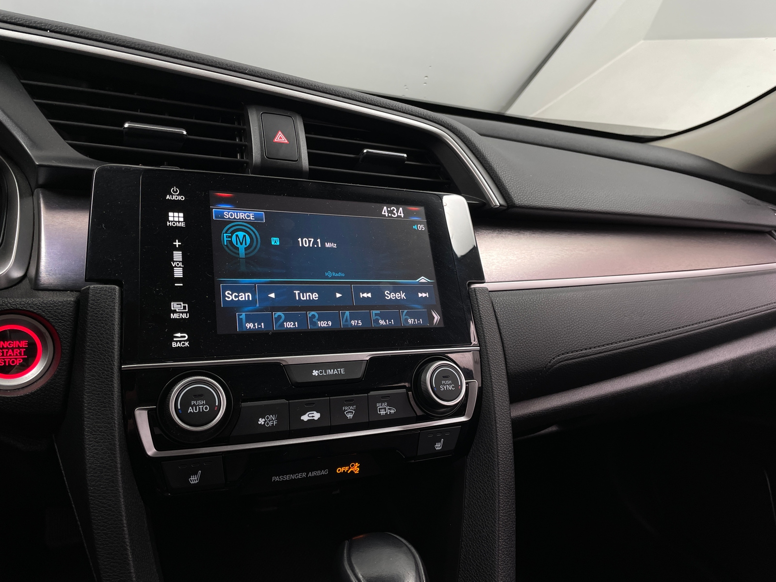 Thumbnail: 2018 Honda Civic - 3