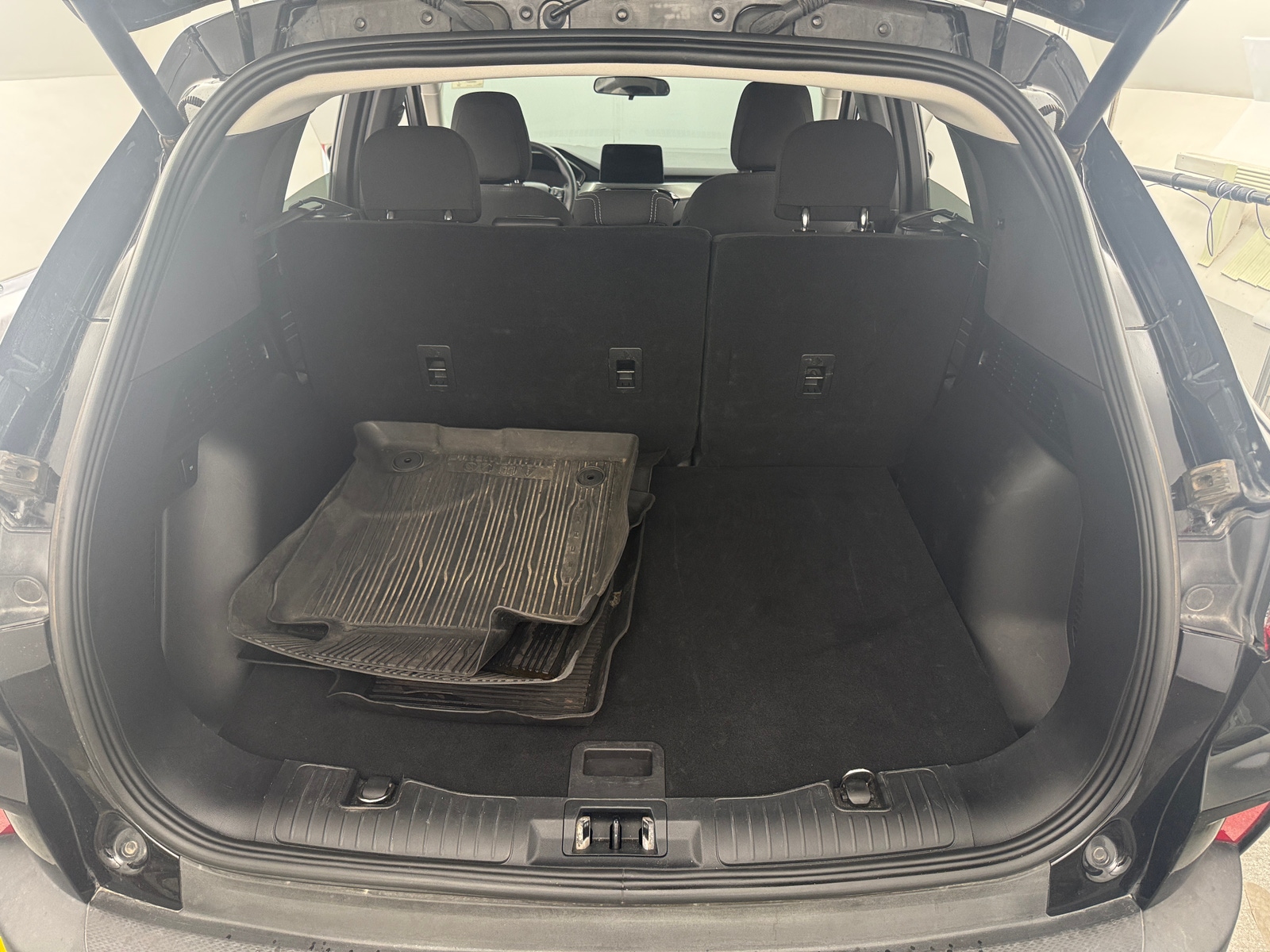 Thumbnail: 2023 Ford Escape - 7