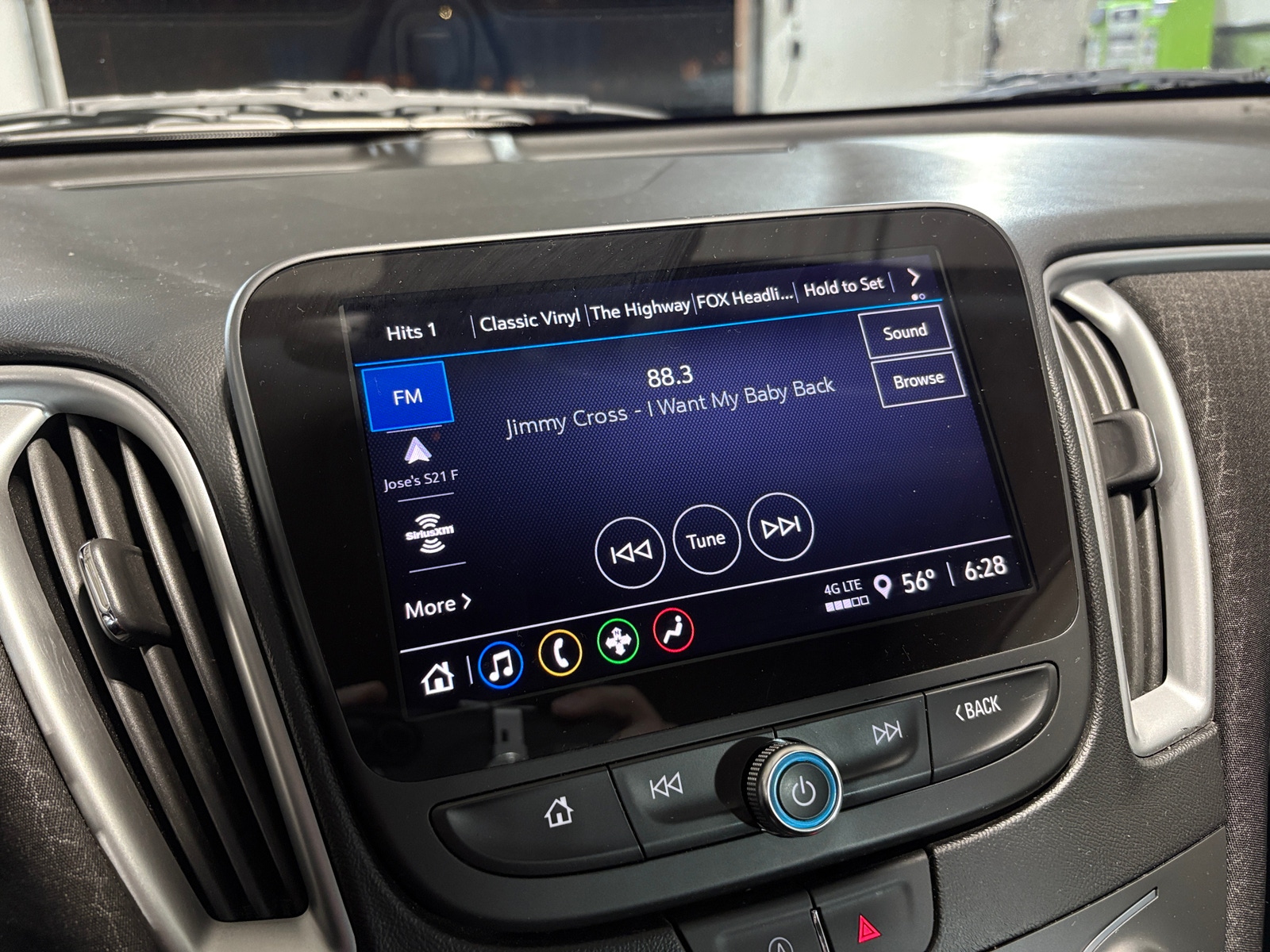 Thumbnail: 2023 Chevrolet Malibu - 4