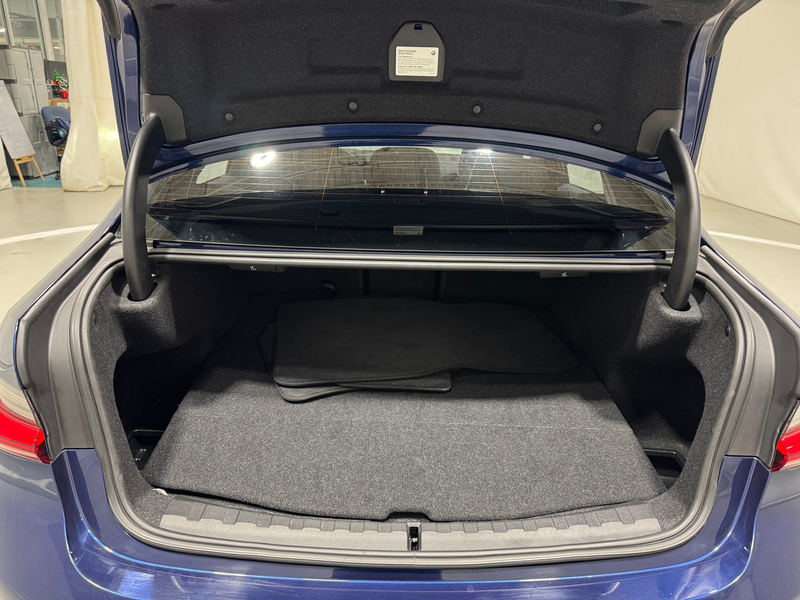 Thumbnail: 2020 BMW 3 Series - 6