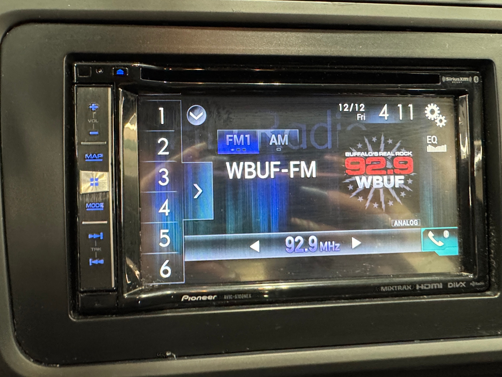 Thumbnail: 2011 Volkswagen Golf - 4