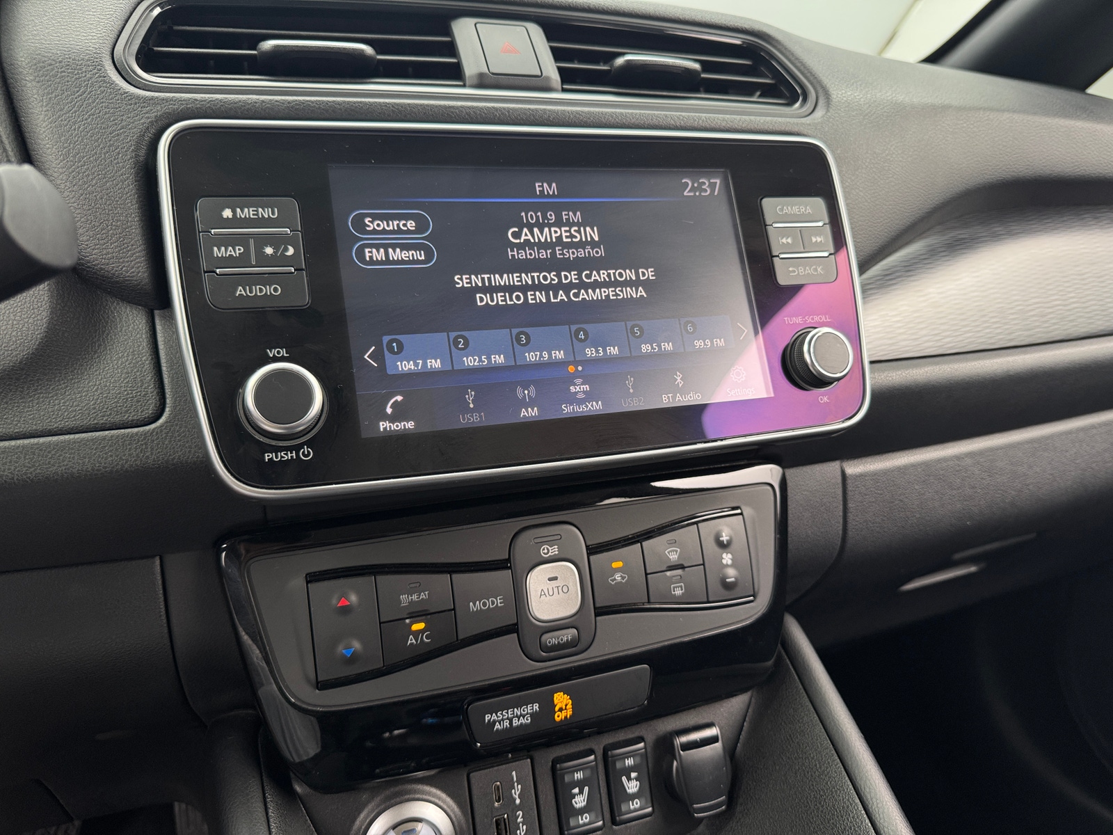 Thumbnail: 2022 Nissan Leaf - 4