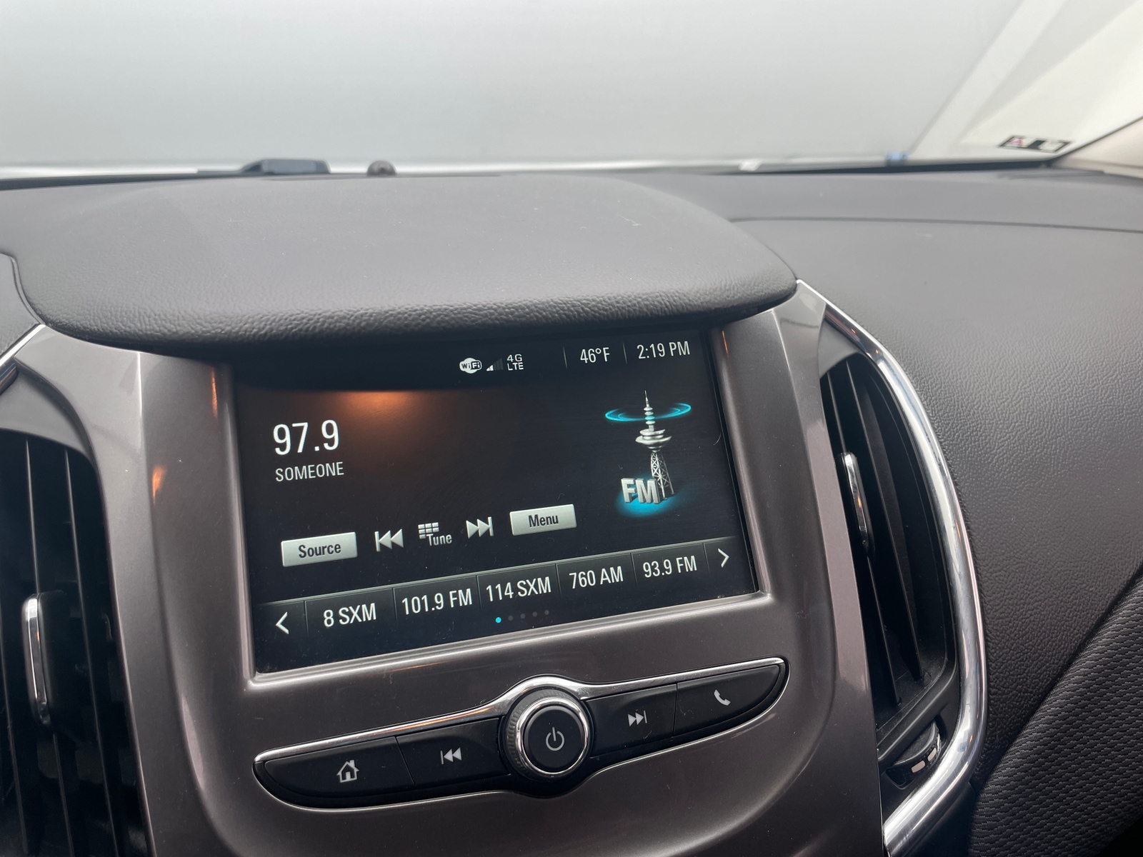 Thumbnail: 2018 Chevrolet Cruze - 4