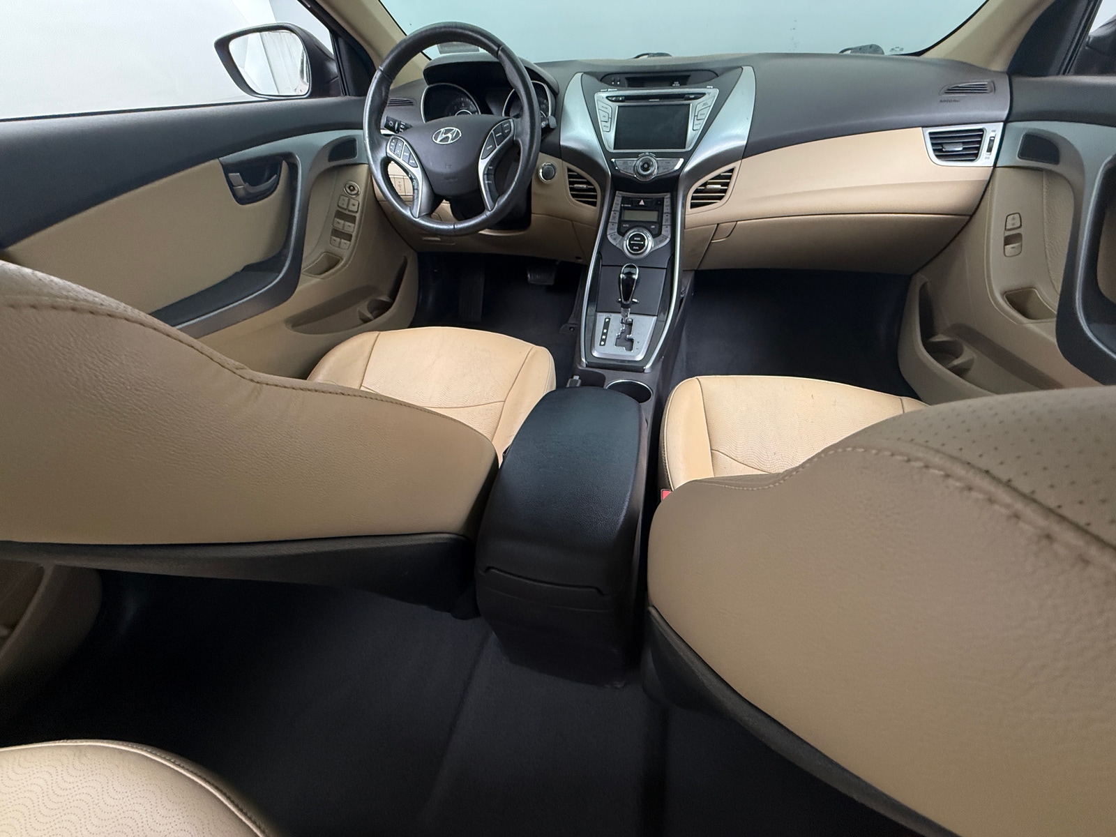 Thumbnail: 2013 Hyundai Elantra - 2