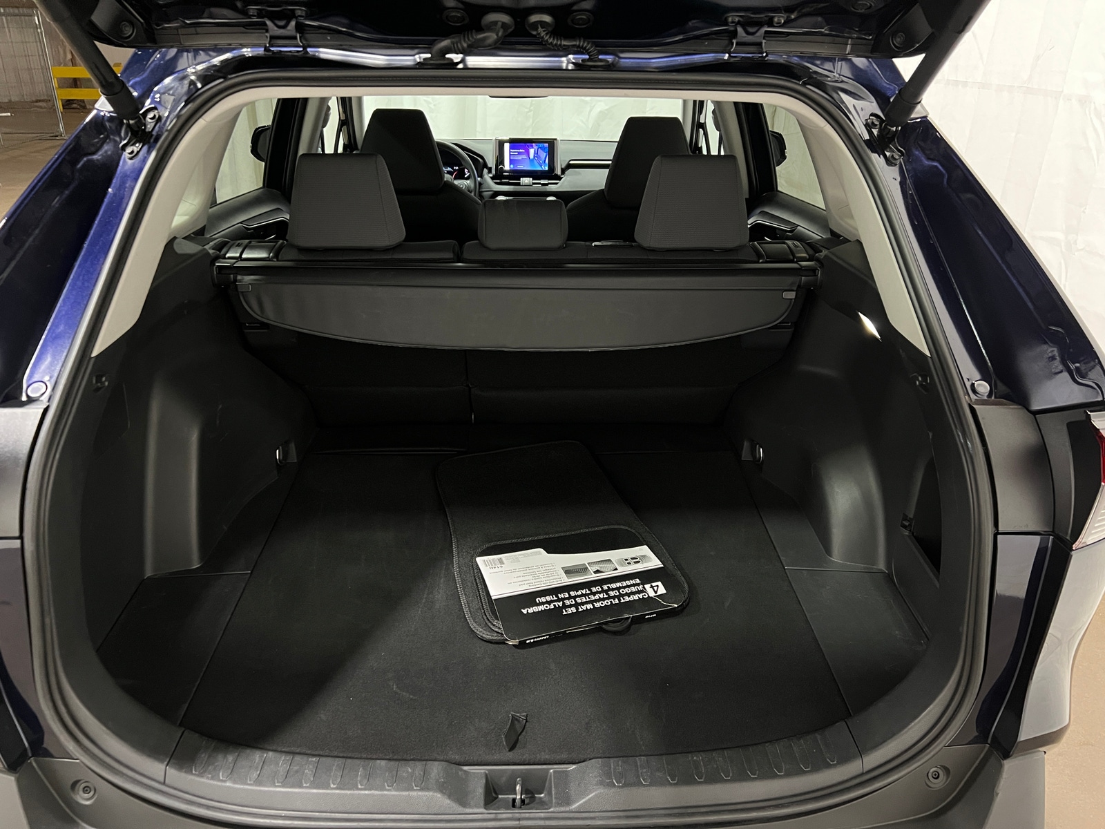 Thumbnail: 2025 Toyota RAV4 - 7