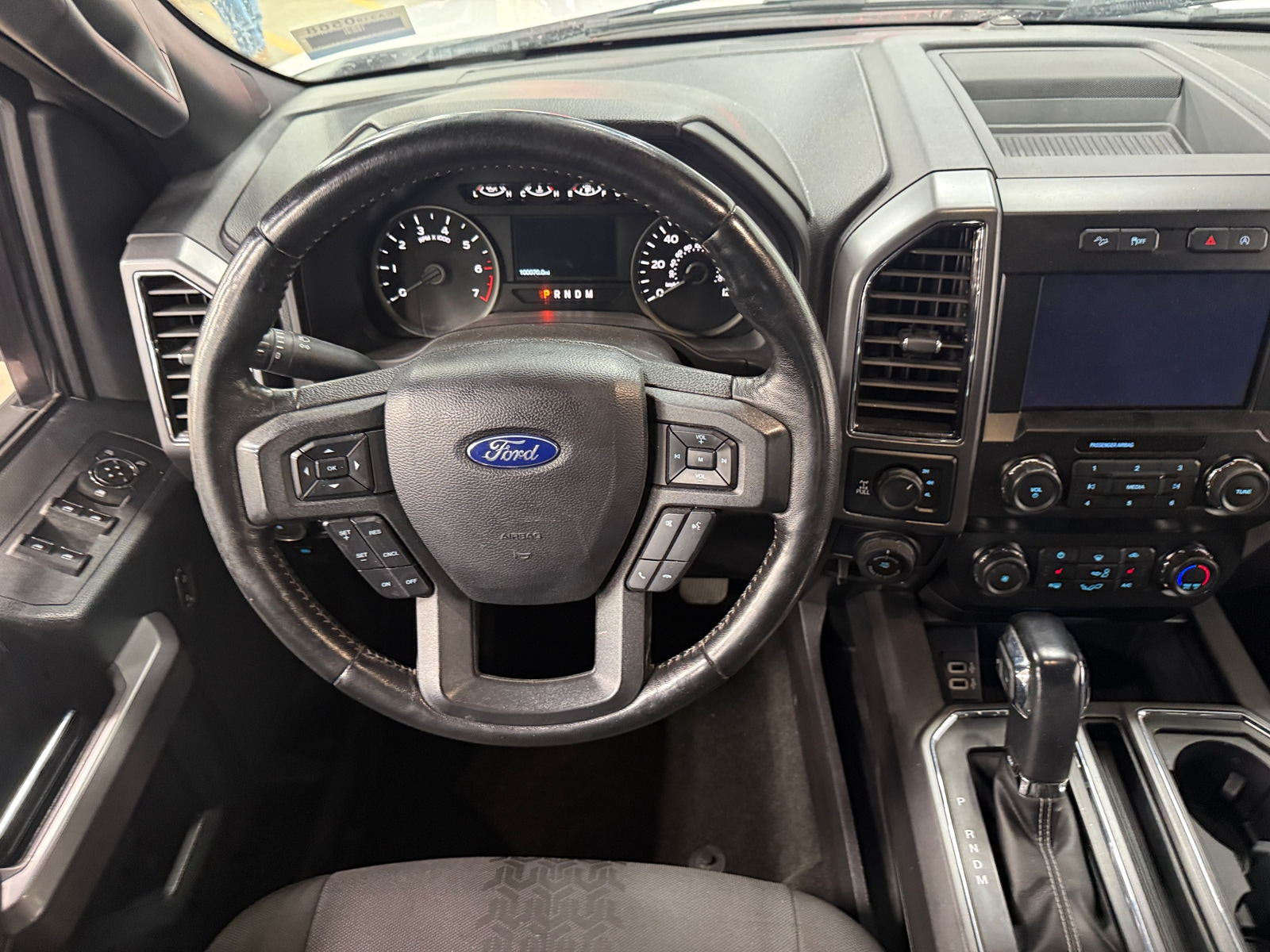 Thumbnail: 2019 Ford Econoline - 5