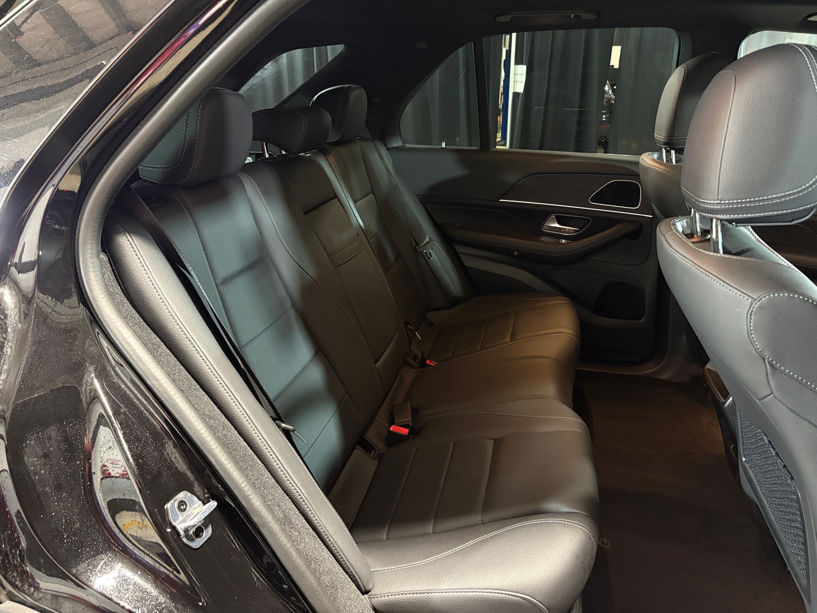 Thumbnail: 2025 Mercedes-Benz GLE - 5