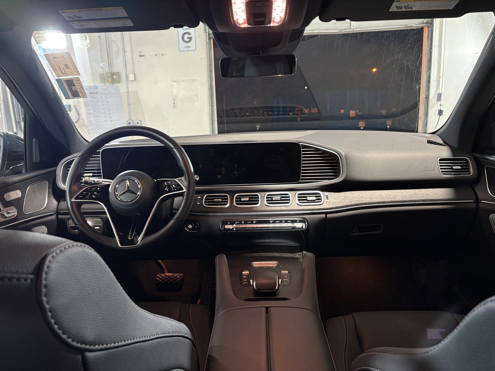 Thumbnail: 2025 Mercedes-Benz GLE - 2