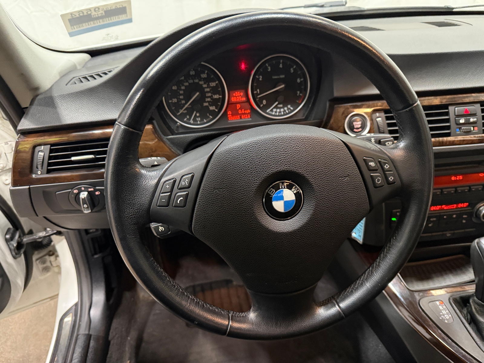 Thumbnail: 2011 BMW 3 Series - 4