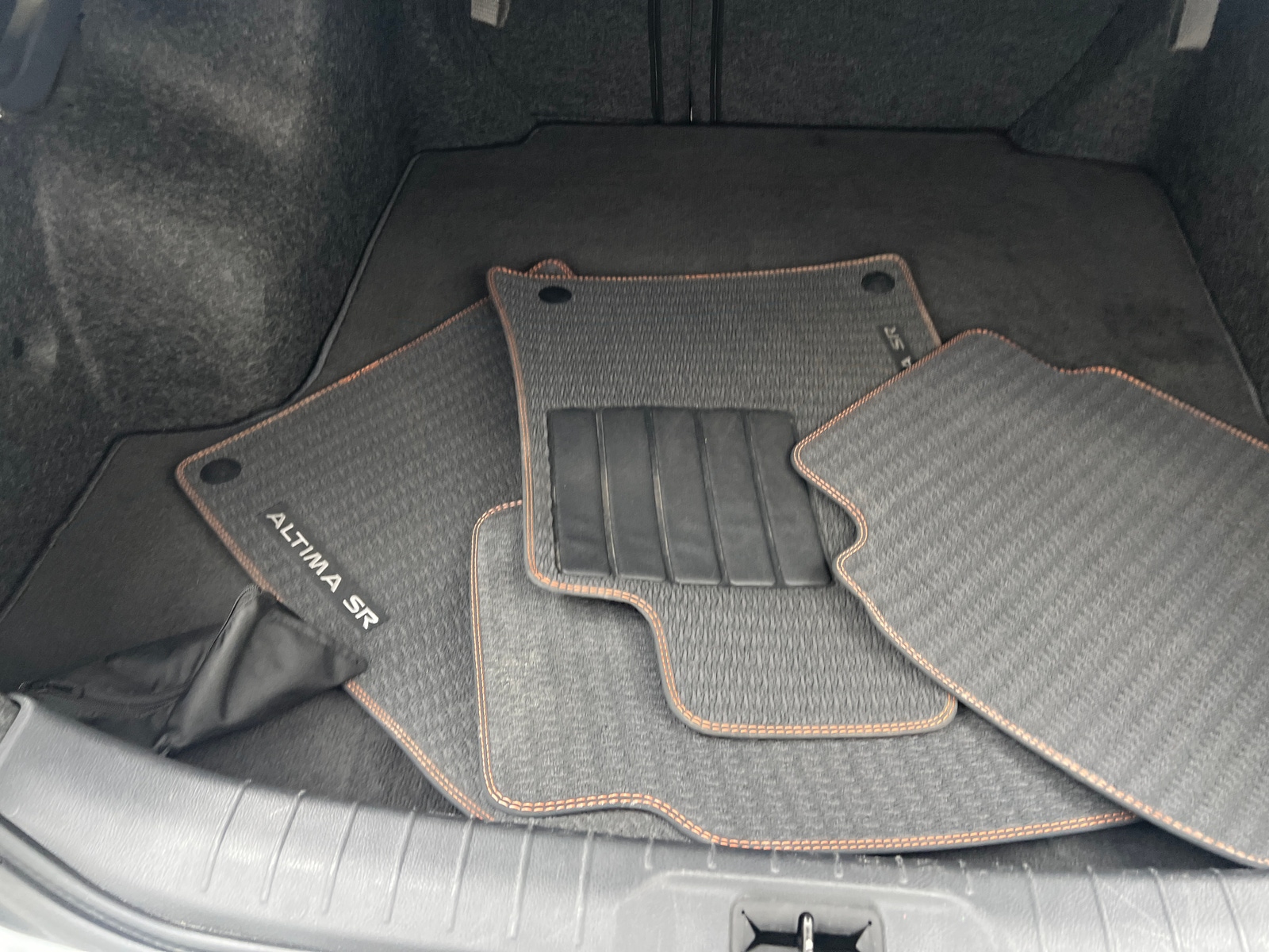 Thumbnail: 2019 Nissan Altima - 7