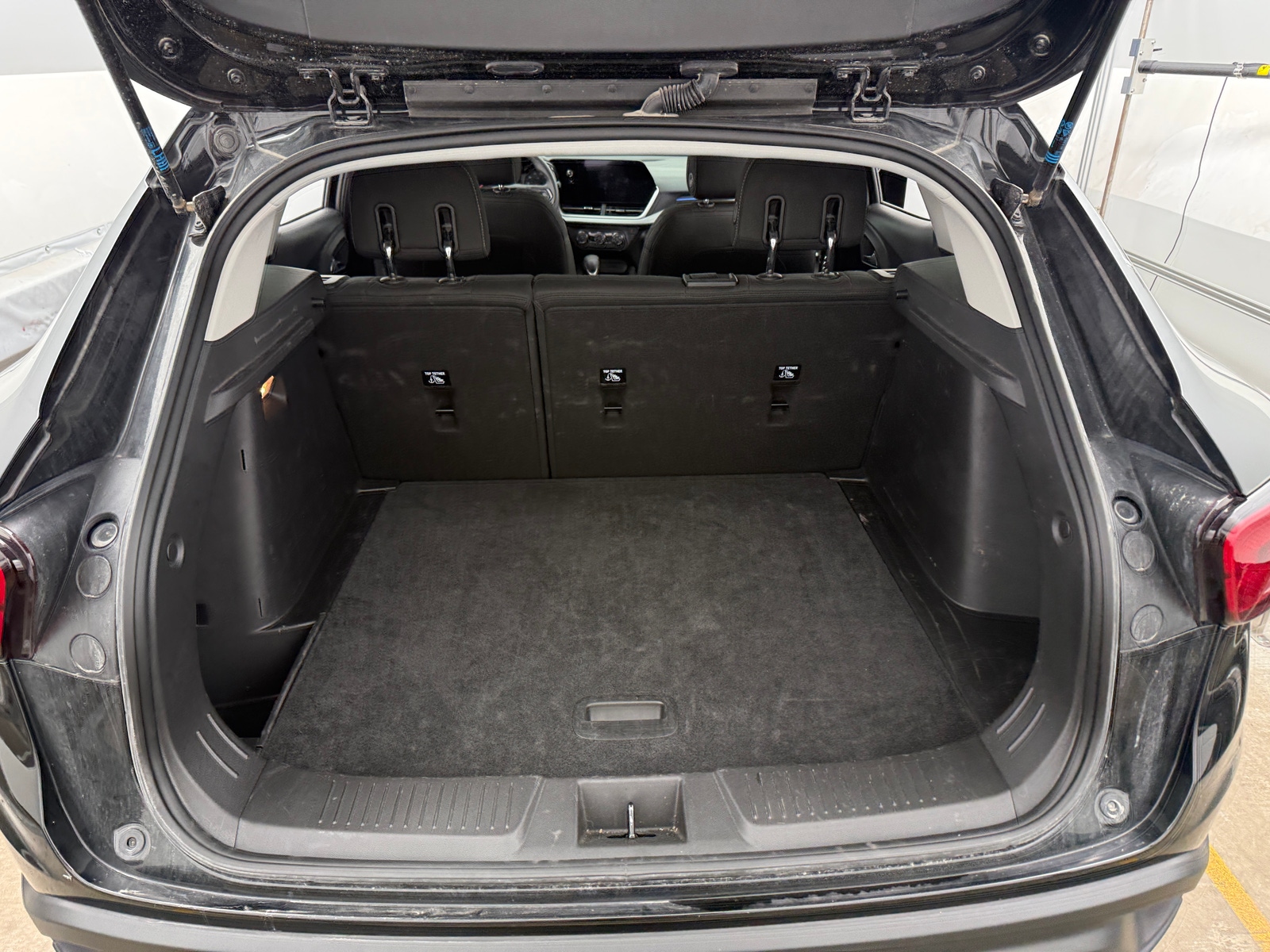 Thumbnail: 2025 Chevrolet Trax - 7