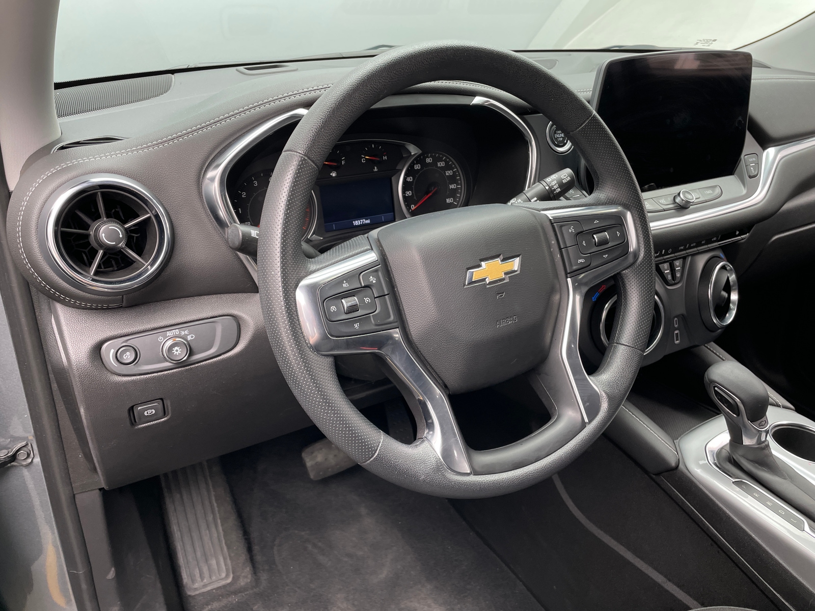 Thumbnail: 2025 Chevrolet Blazer - 5