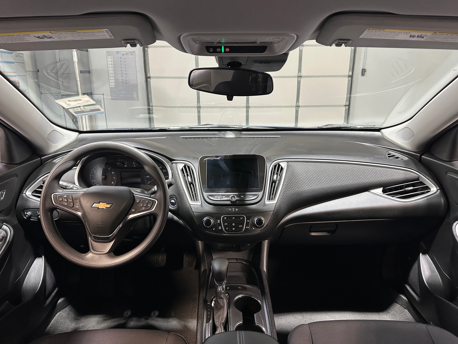 Thumbnail: 2024 Chevrolet Malibu - 3