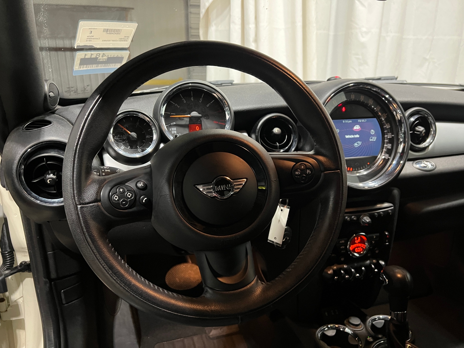 Thumbnail: 2015 MINI Cooper Roadster - 4