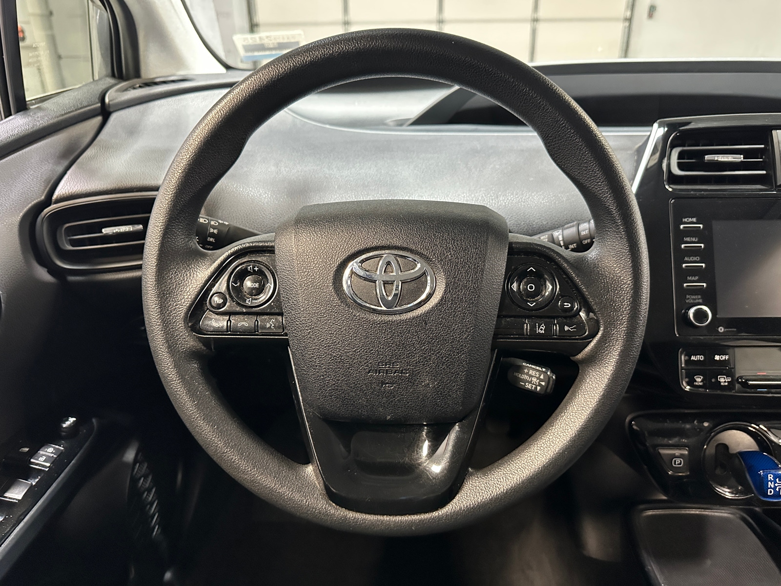 Thumbnail: 2022 Toyota Prius - 5