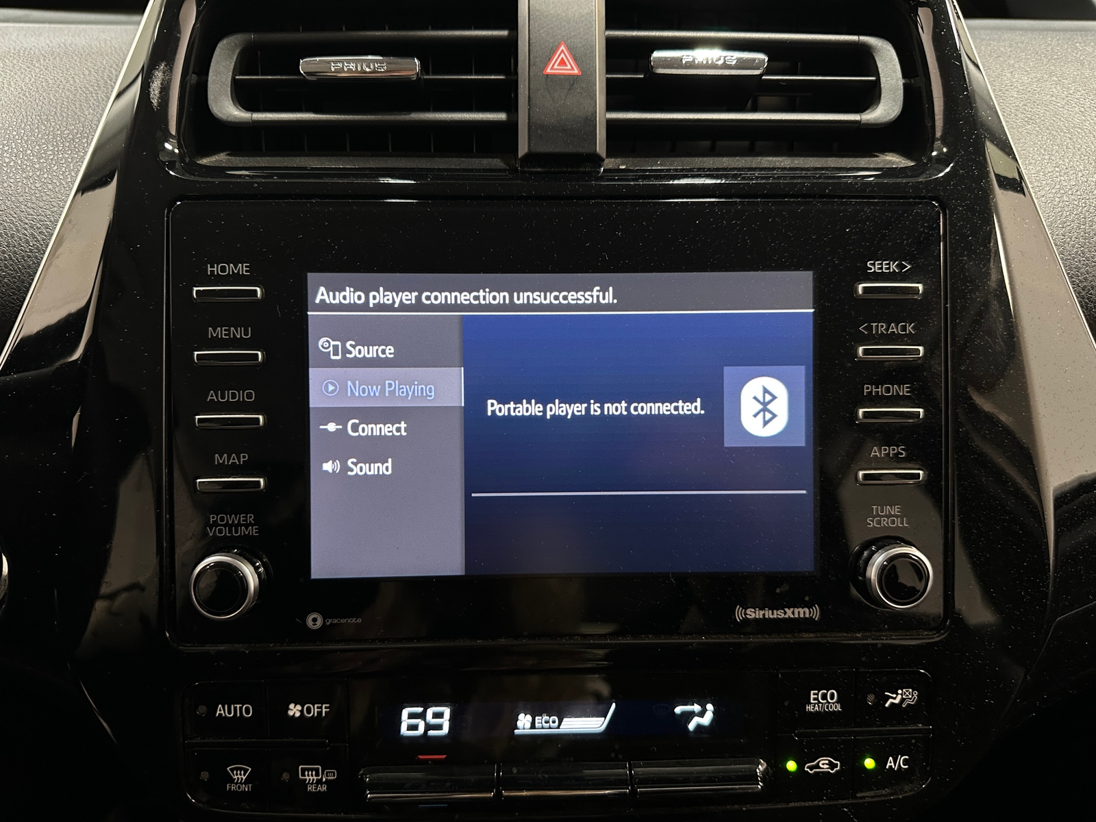 Thumbnail: 2022 Toyota Prius - 4