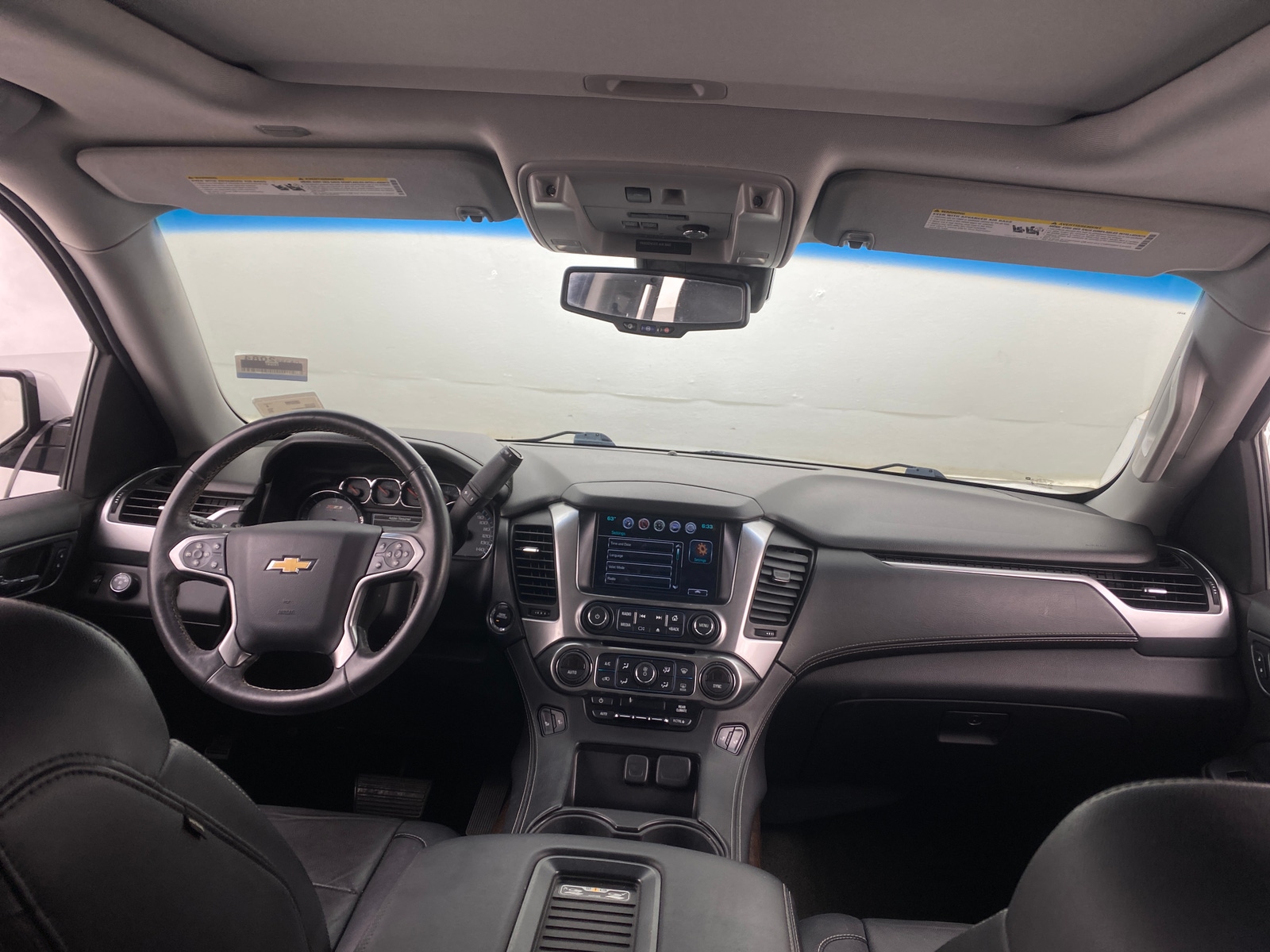 Thumbnail: 2016 Chevrolet Suburban - 2