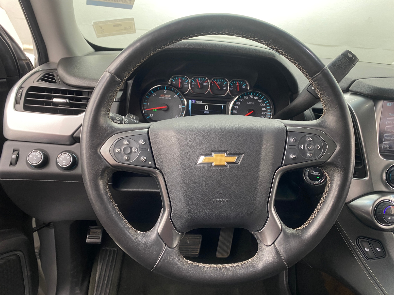 Thumbnail: 2016 Chevrolet Suburban - 4