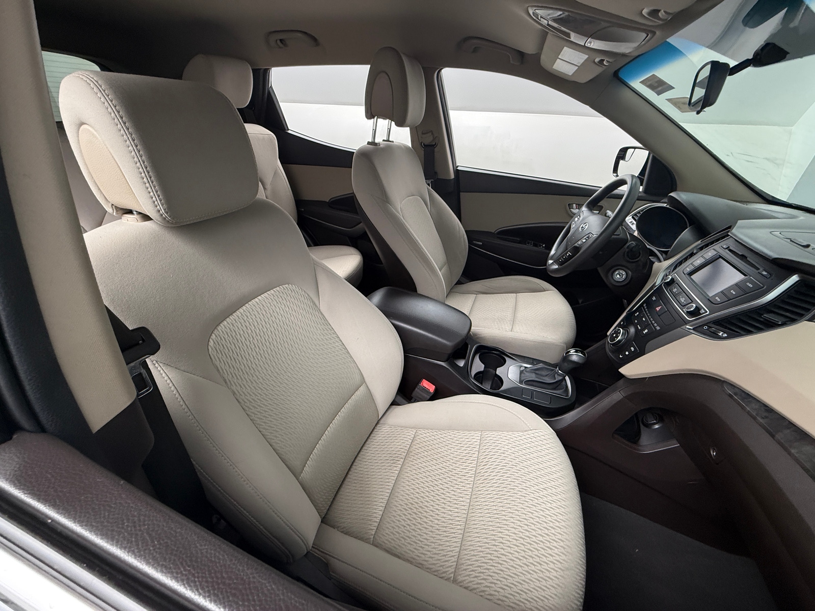 Thumbnail: 2017 Hyundai Santa Fe - 2