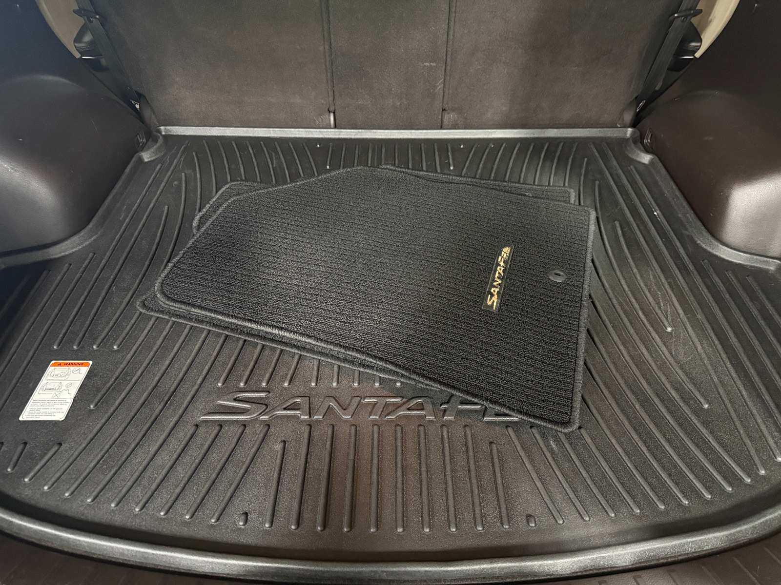 Thumbnail: 2017 Hyundai Santa Fe - 7