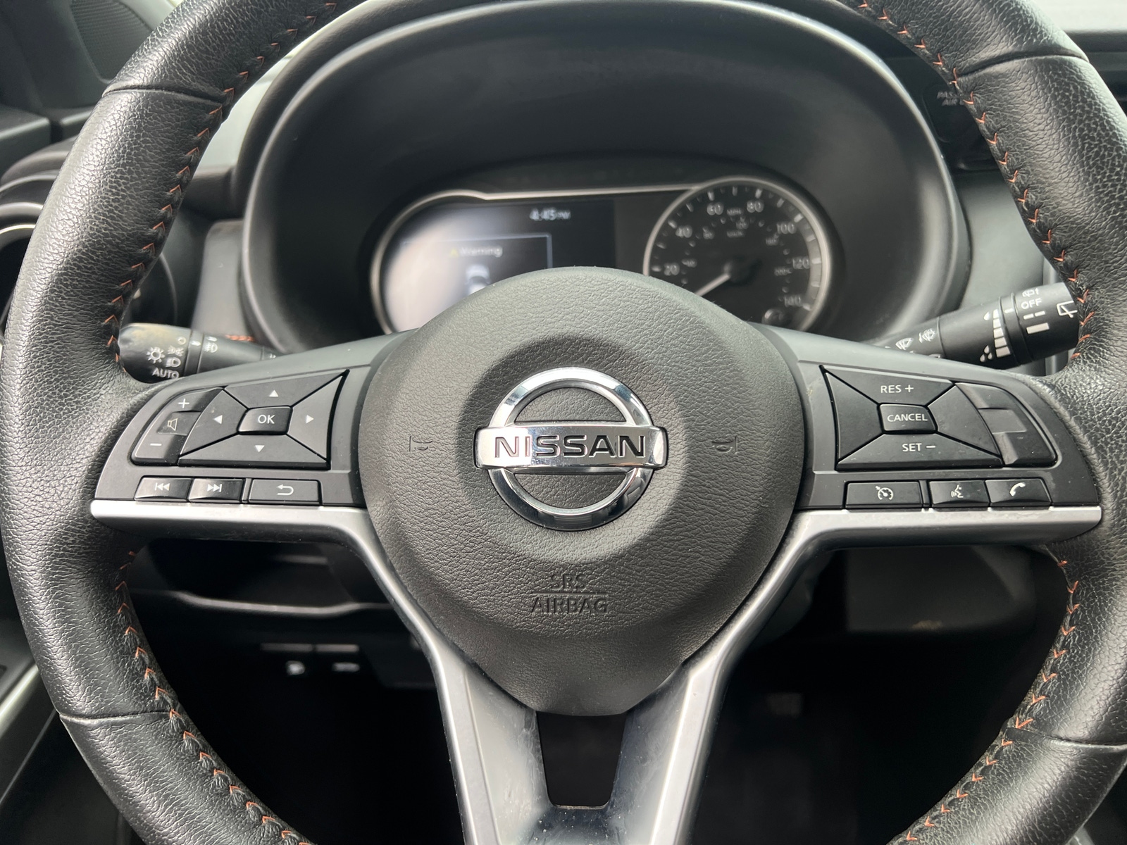 Thumbnail: 2020 Nissan Kicks - 4