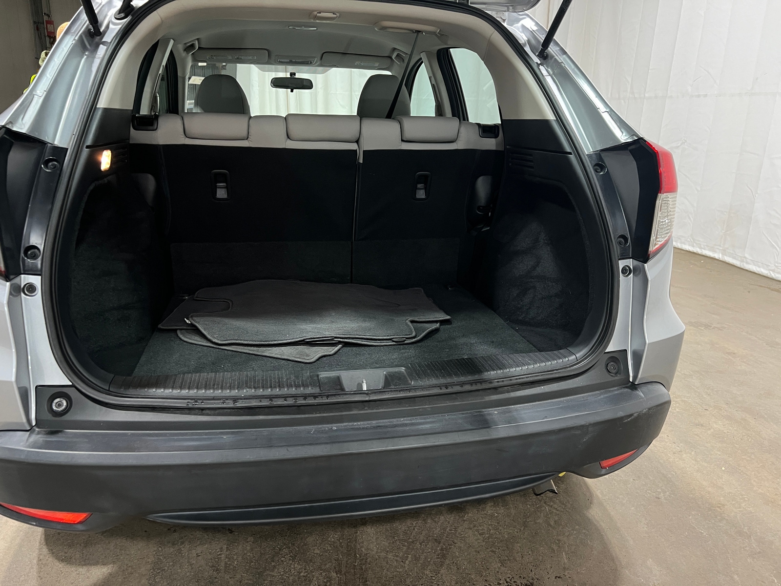 Thumbnail: 2022 Honda HR-V - 7