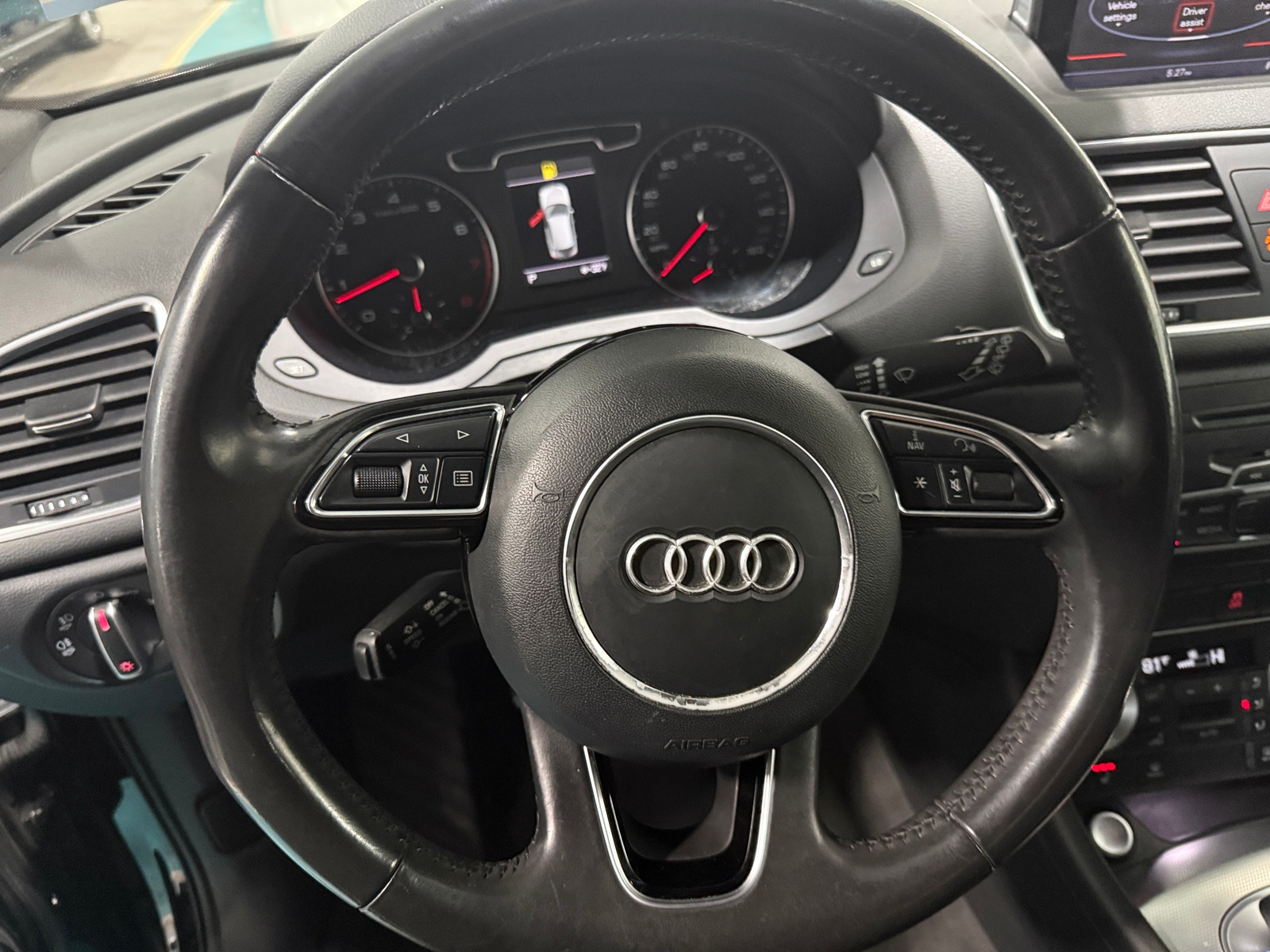 Thumbnail: 2015 Audi Q3 - 4
