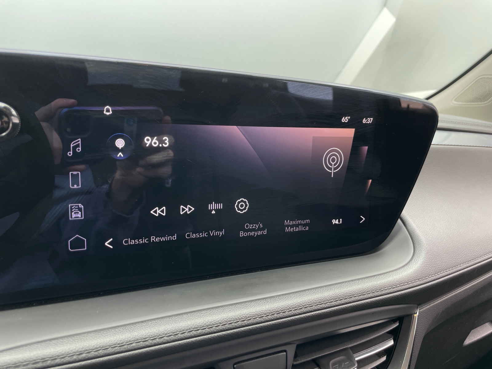 Thumbnail: 2025 Buick Encore GX - 3