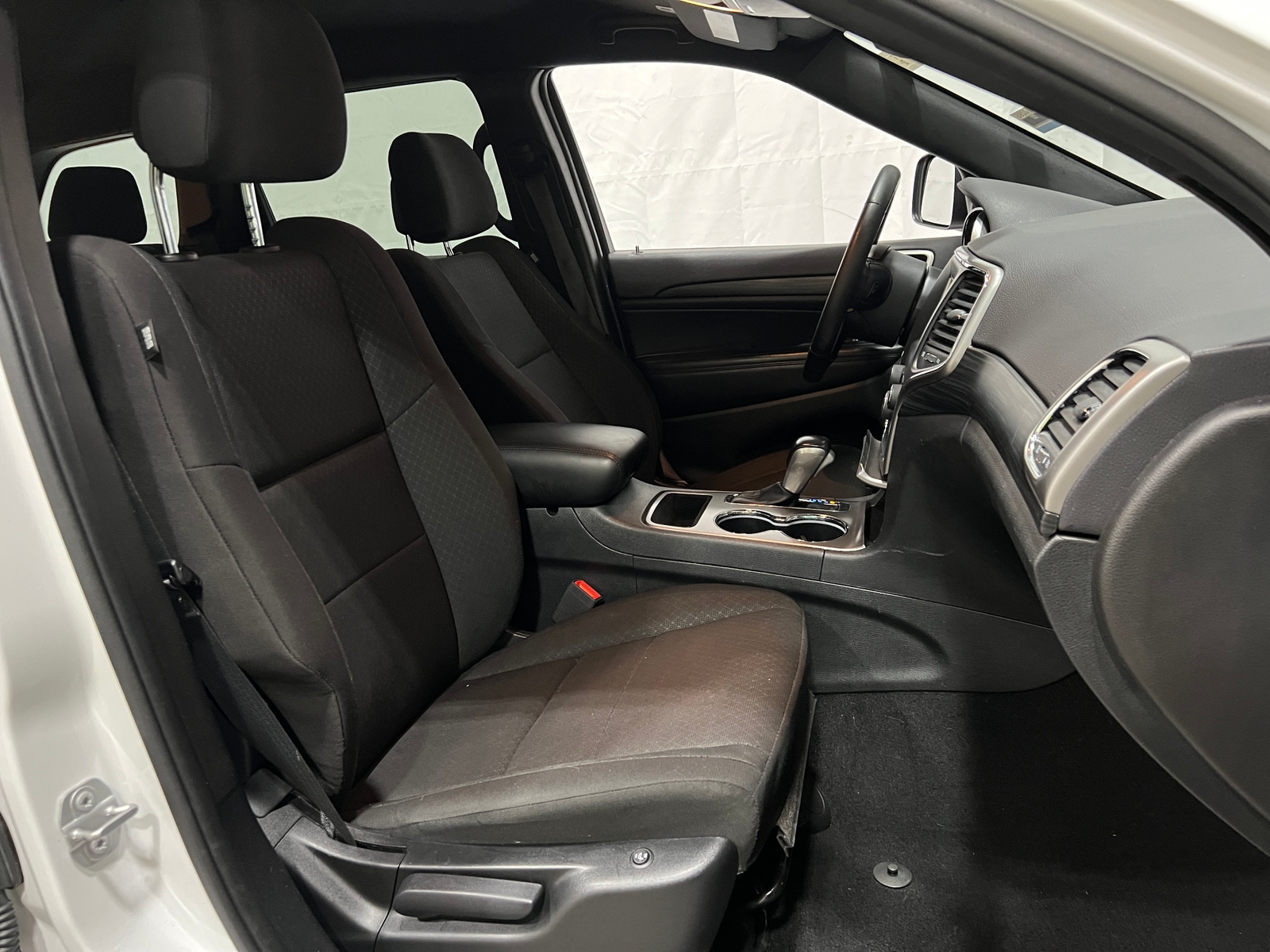 Thumbnail: 2020 Jeep Grand Cherokee - 2