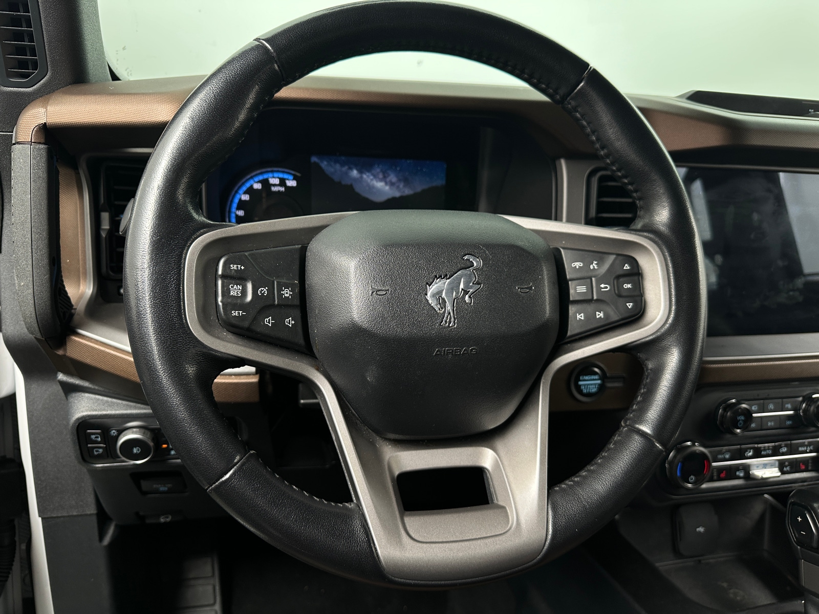 Thumbnail: 2023 Ford Bronco - 5