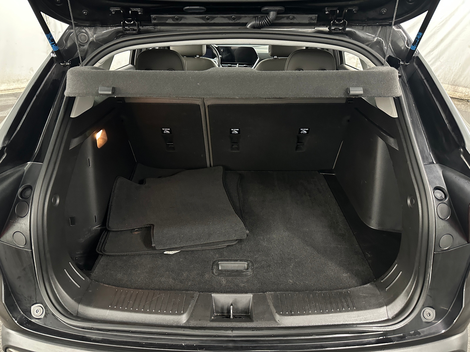 Thumbnail: 2025 Chevrolet Trax - 6