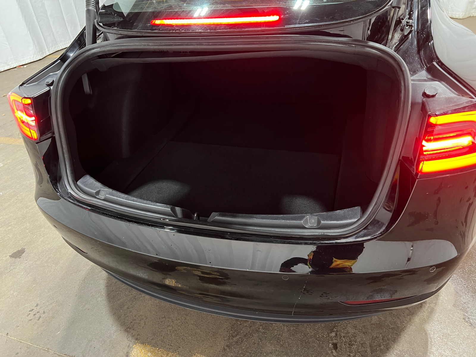 Thumbnail: 2021 Tesla Model 3 - 6