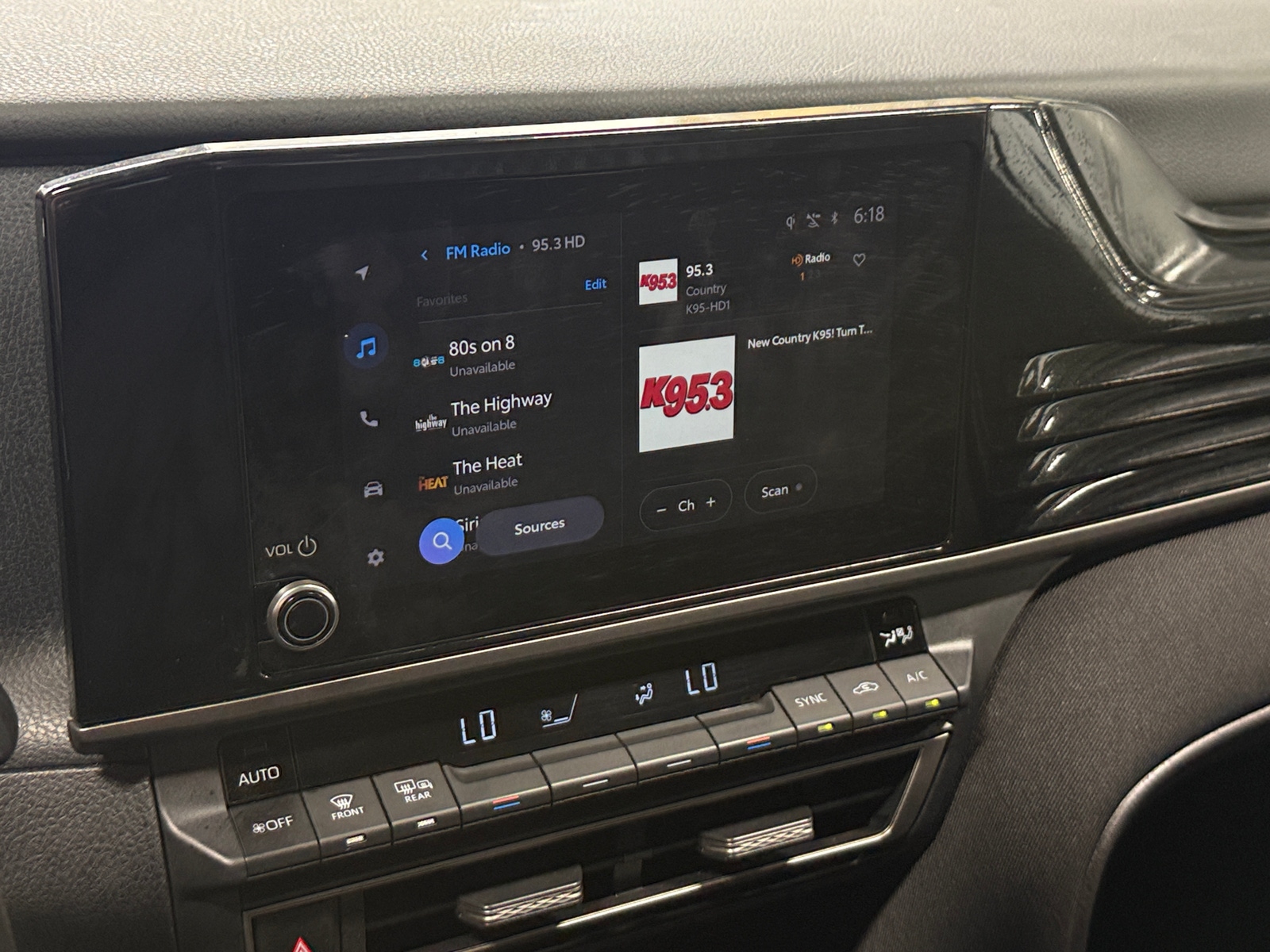 Thumbnail: 2025 Toyota Camry - 4