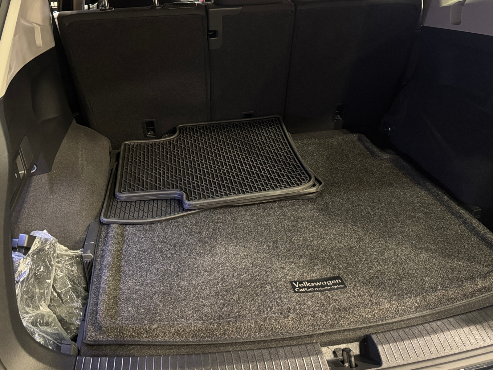 Thumbnail: 2022 Volkswagen Tiguan - 7