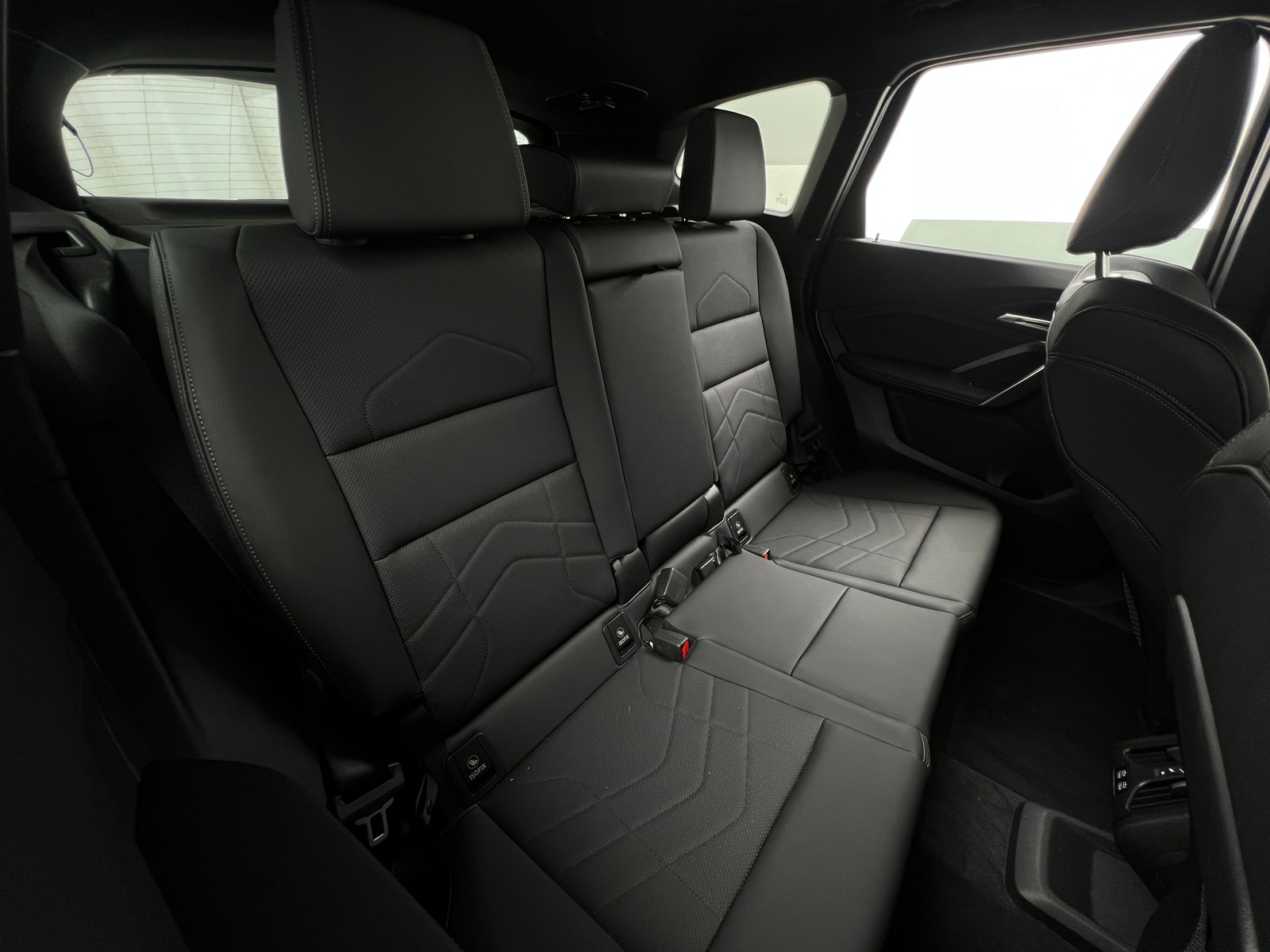 Thumbnail: 2023 BMW X1 - 5