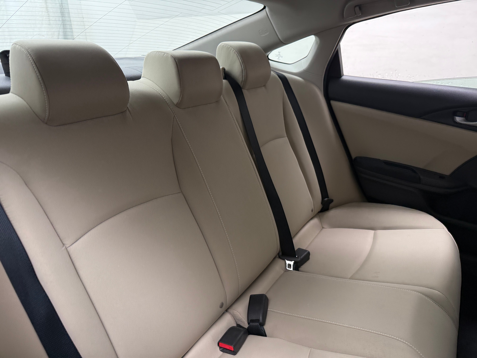 Thumbnail: 2016 Honda Civic - 6