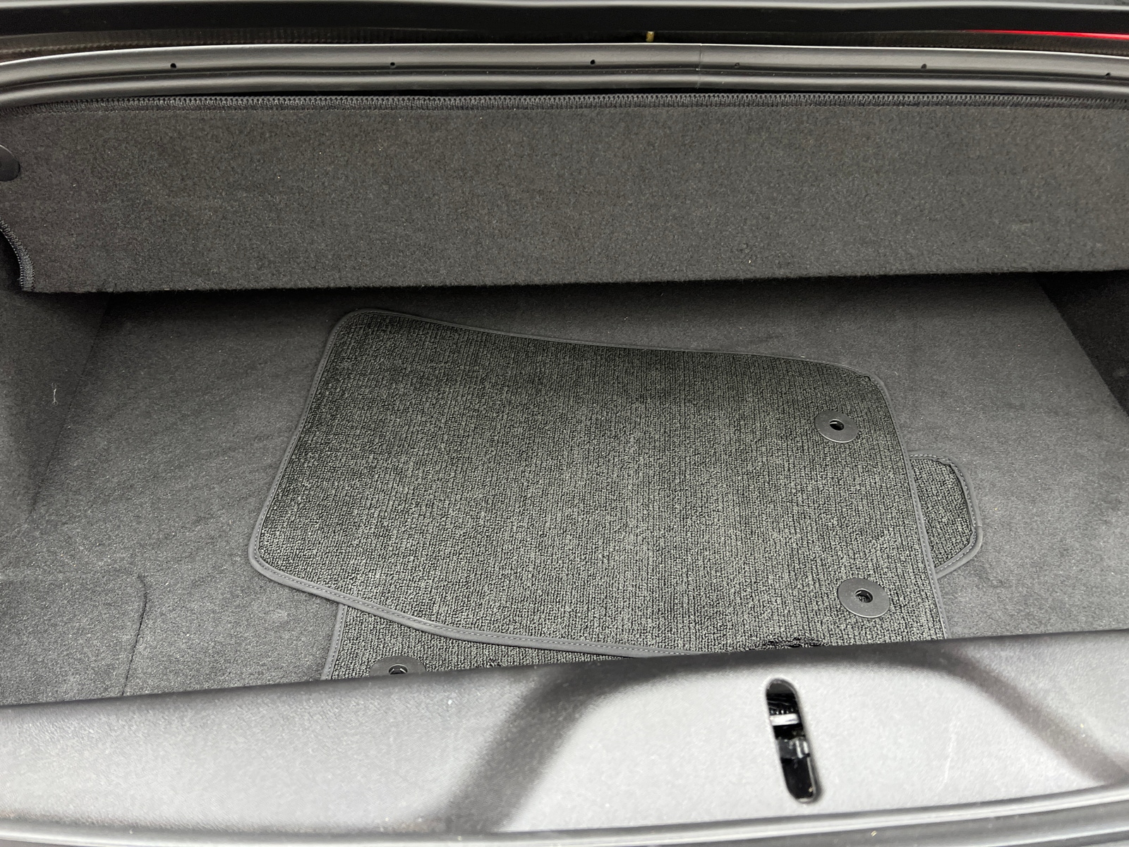 Thumbnail: 2016 Chevrolet Corvette - 4