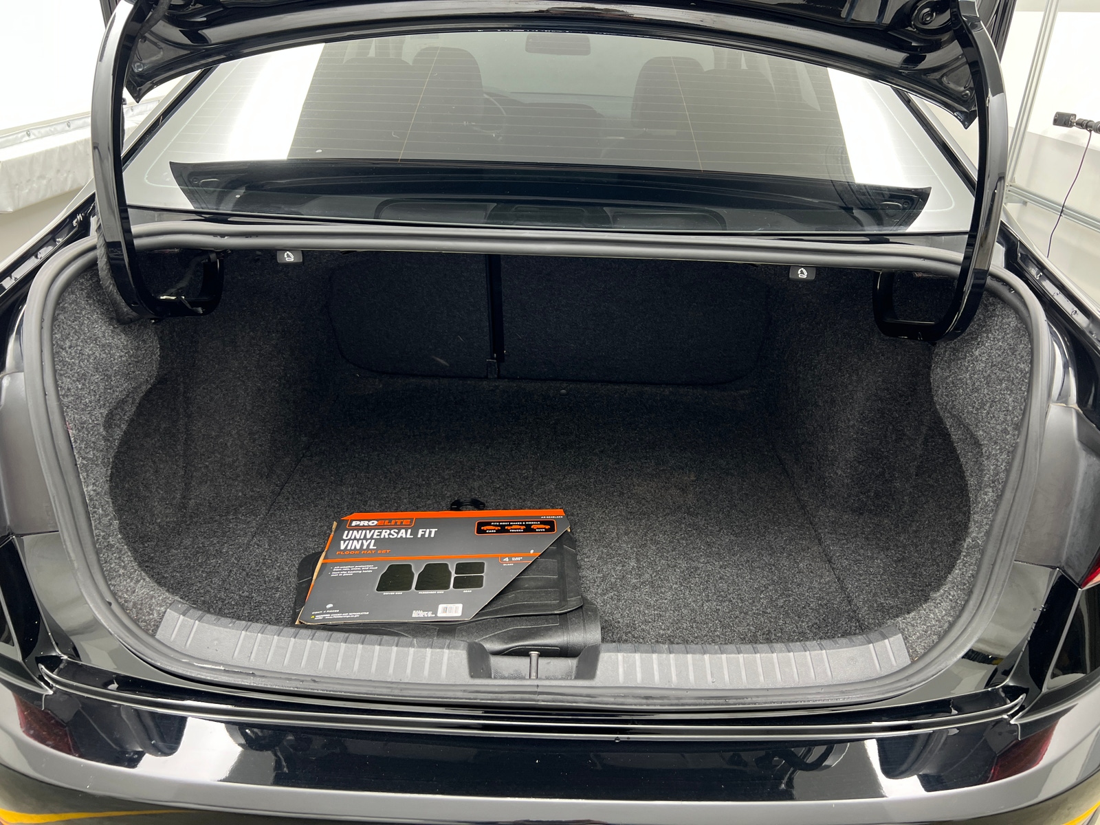 Thumbnail: 2019 Volkswagen Jetta - 7