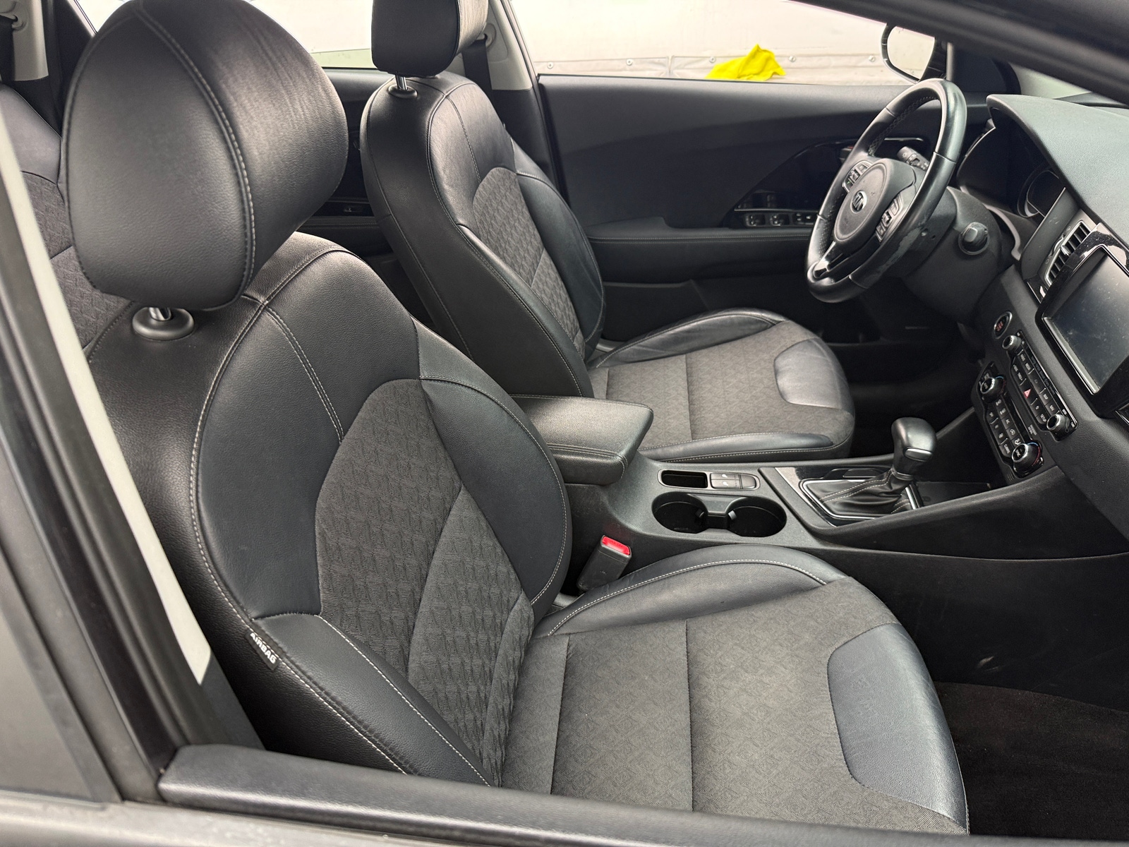 Thumbnail: 2019 Kia Niro - 2