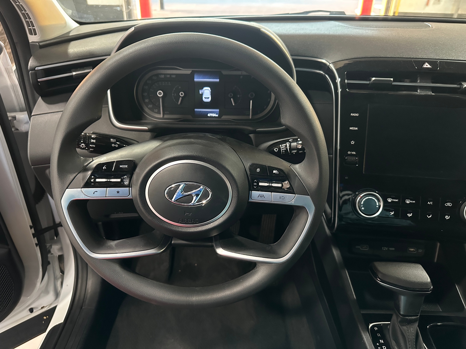 Thumbnail: 2022 Hyundai Tucson - 5